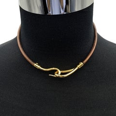 Hermes Pulsera de gancho jumbo de metal dorado de doble vuelta de cuero tostado