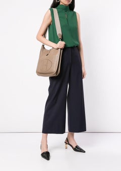 Hermes Tan Nude Leder Canvas „H“ Logo Herren Damen Crossbody Umhängetasche aus Leder