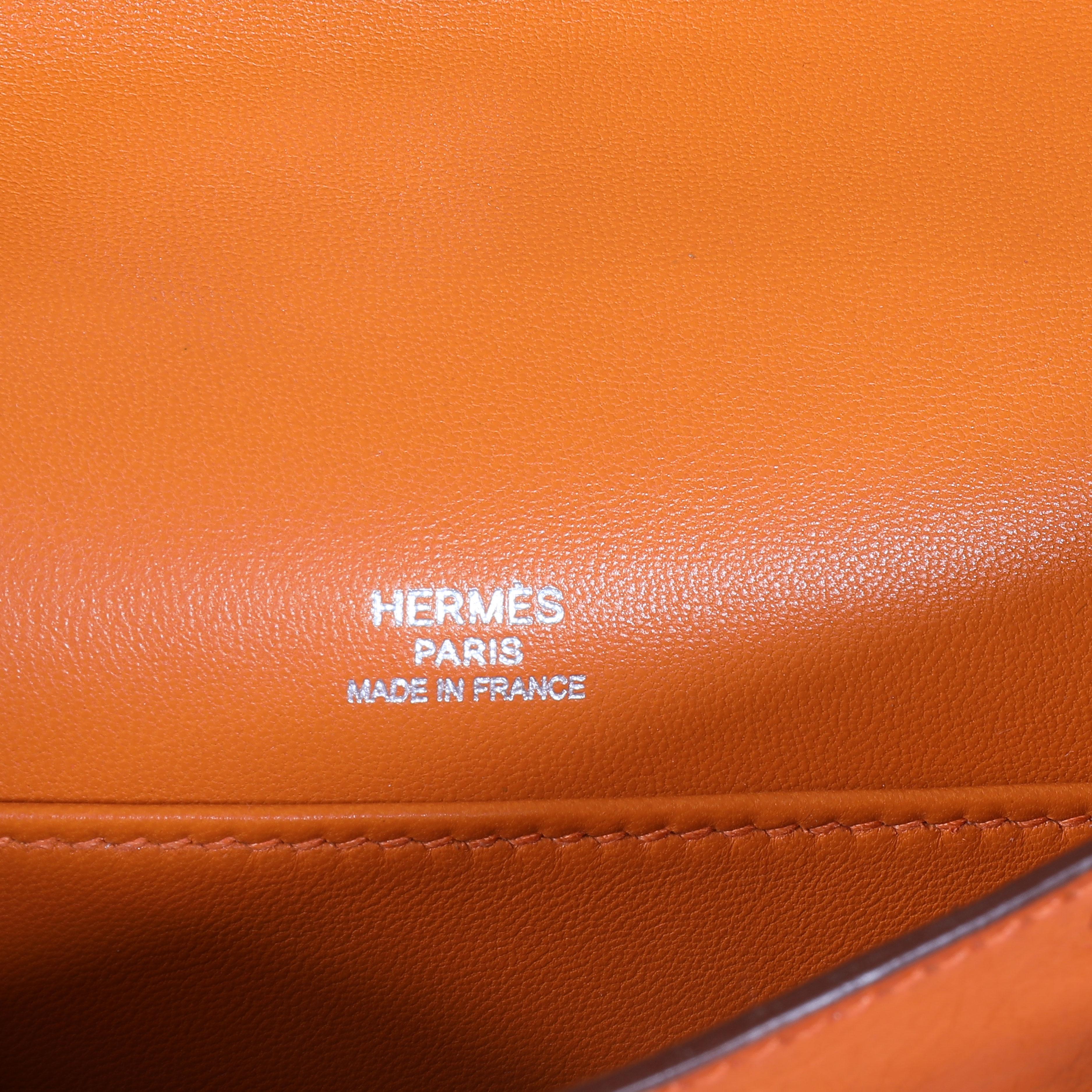 Hermès Tangerine Ostrich Kelly Pochette PHW In Excellent Condition In New York, NY