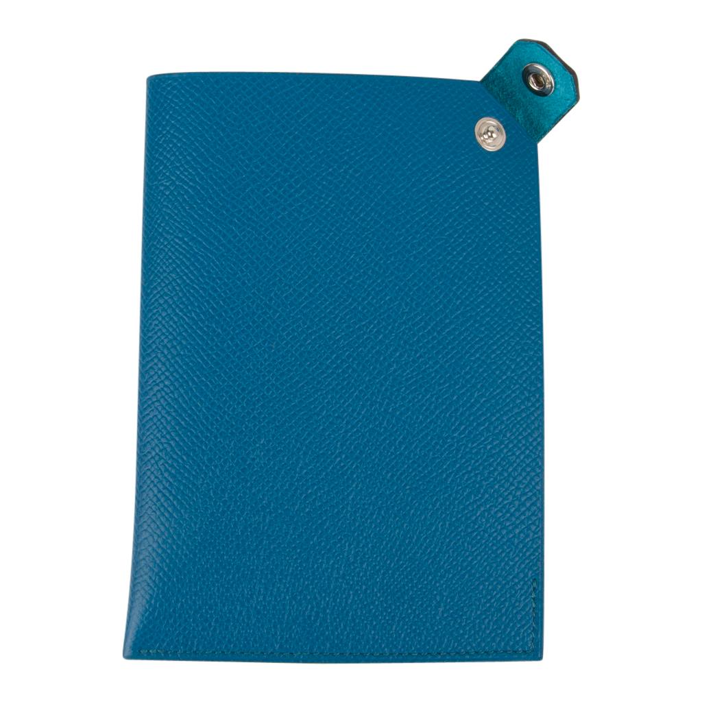 Hermes Tarmac Passport Holder Blue Izmir Epsom Blue Brighton Snap New w/ Box In New Condition In Miami, FL