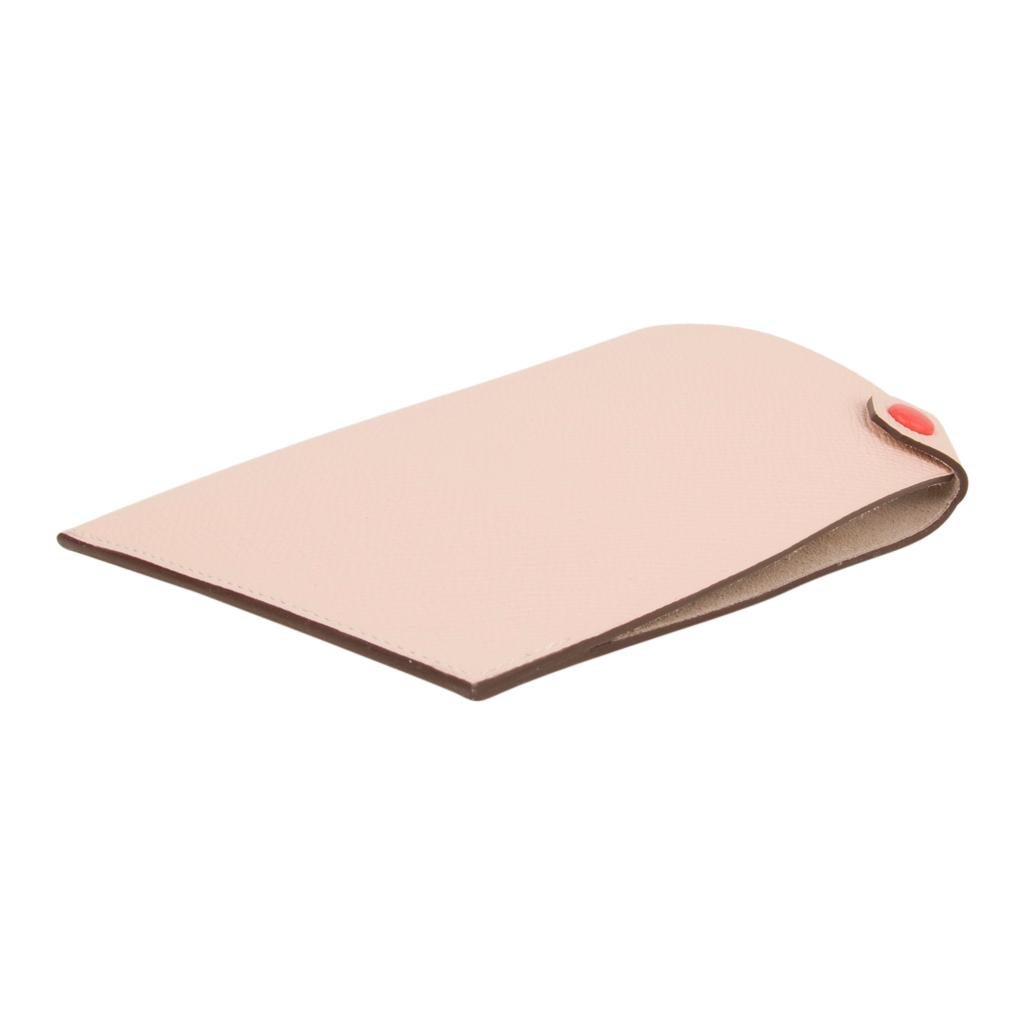 Hermes Tarmac Passport Holder Rose Eglantine Epsom Rose Jaipur Snap In New Condition In Miami, FL
