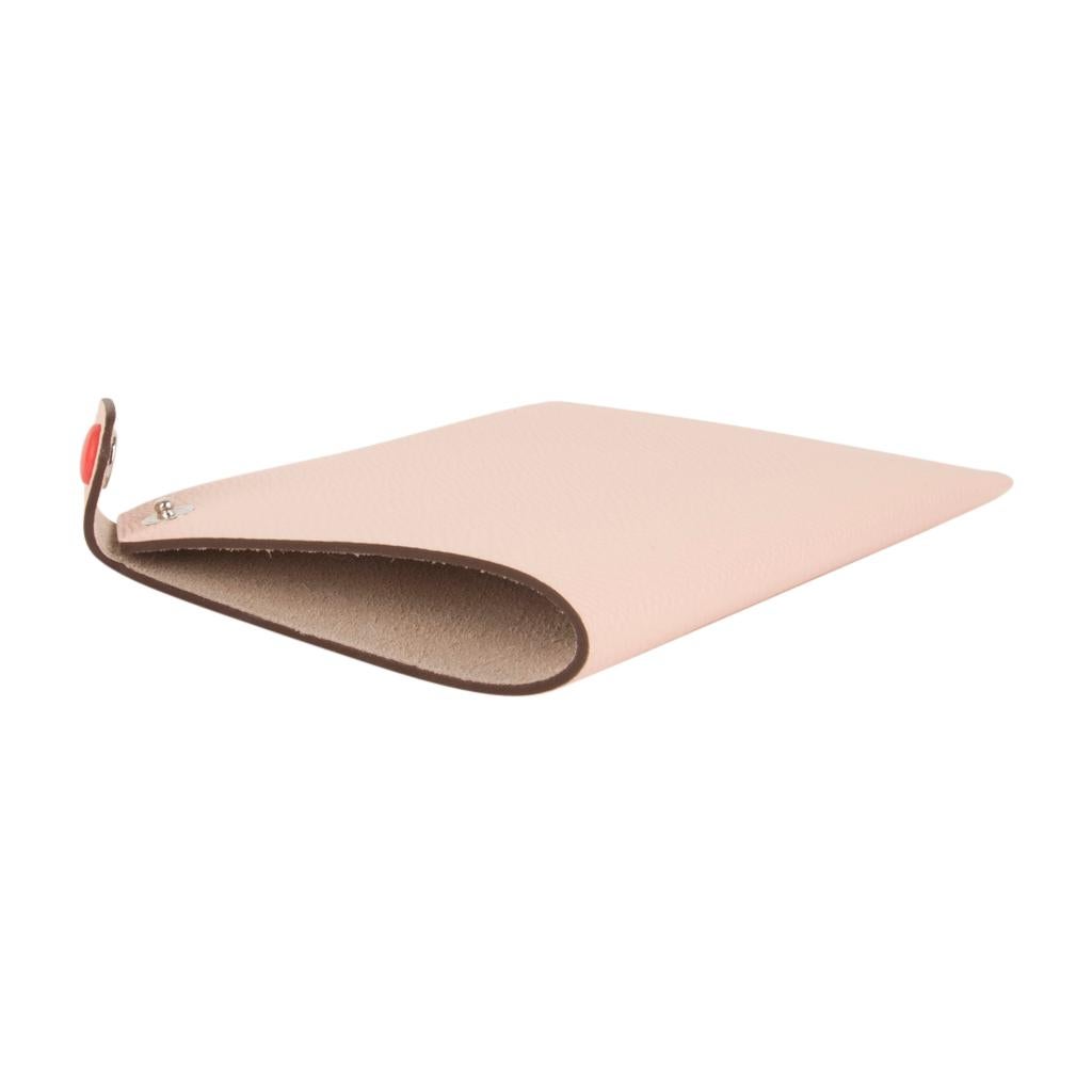 Hermes Tarmac Passport Holder Rose Eglantine Epsom Rose Jaipur Snap 1