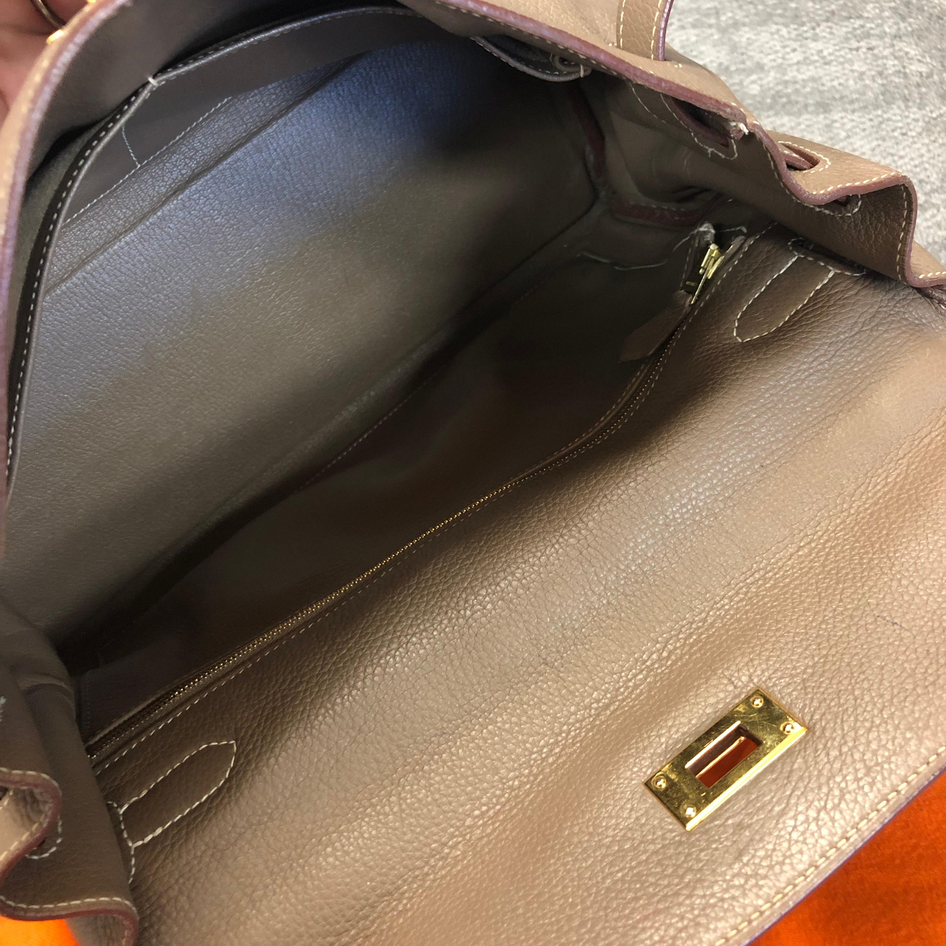 Hermès - Sac Kelly Sellier 32 en cuir Epsom taupe, excellent état, 2005 en vente 7