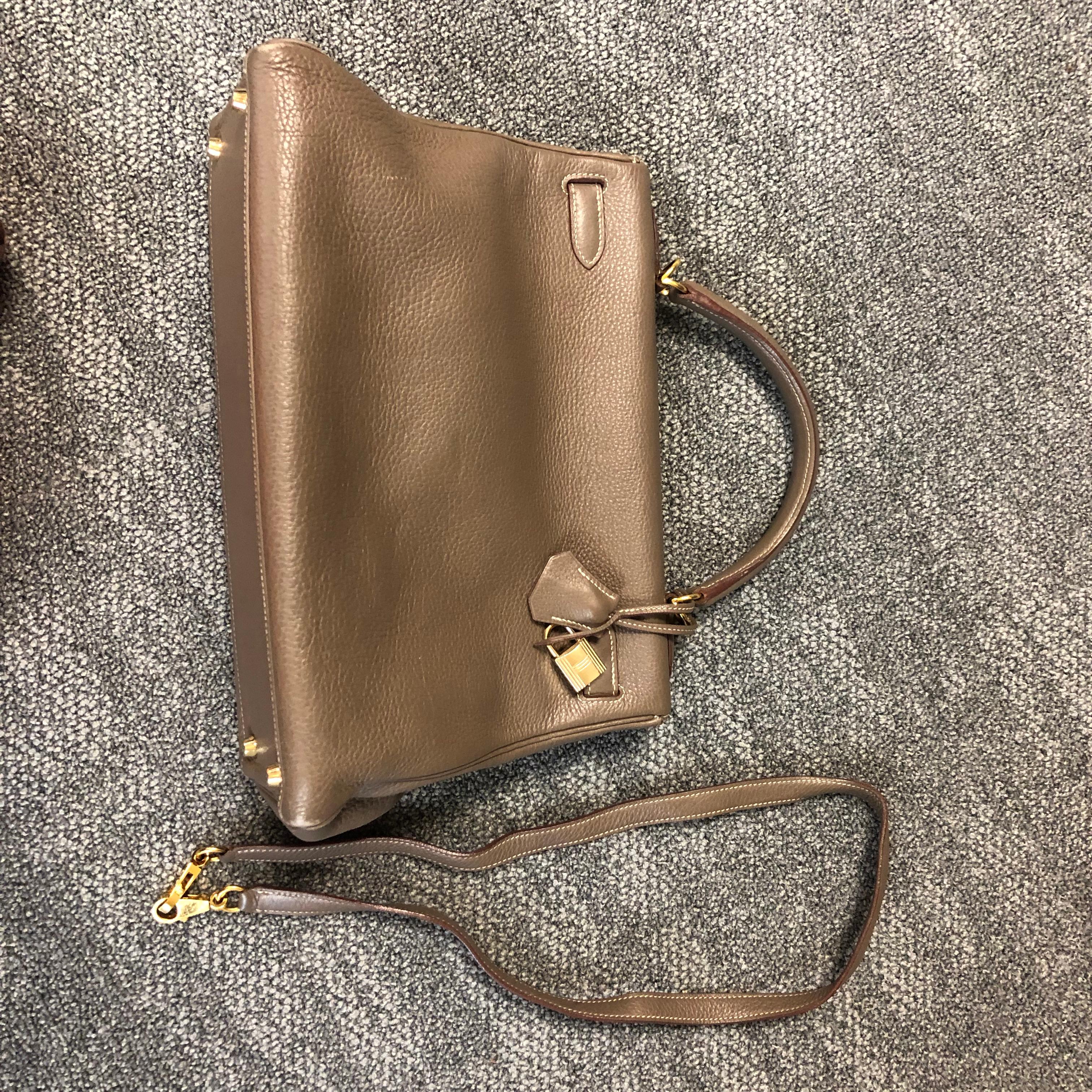 Hermès Taupe Epsom Leather Kelly Sellier 32 Bag Excellent Condition, 2005 For Sale 1