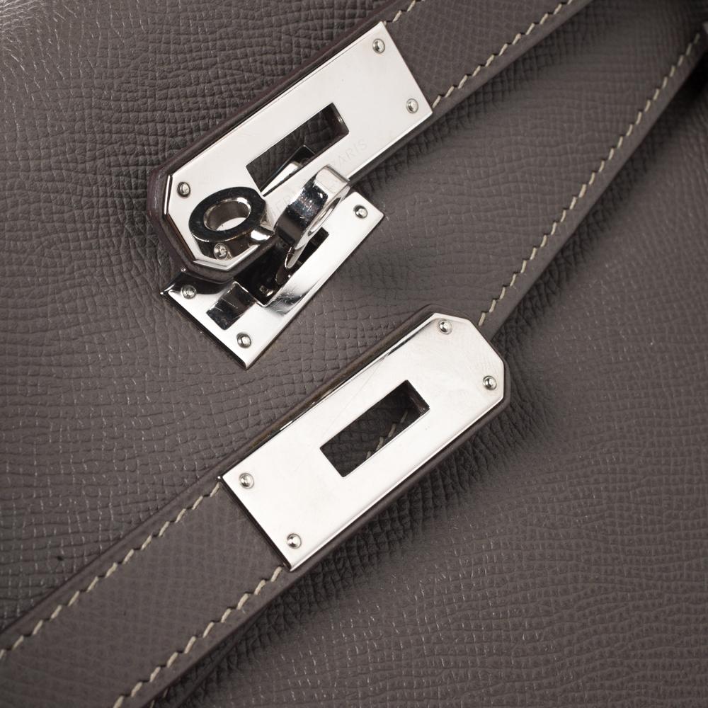 Hermes Taupe Epsom Leather Palladium Hardware Kelly Retourne 35 Bag In Good Condition In Dubai, Al Qouz 2