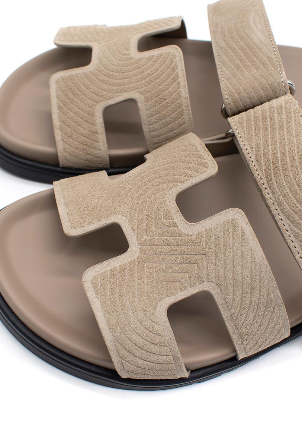 Hermes Taupe Goatskin Suede Chypre Sandals 37 In New Condition For Sale In London, GB