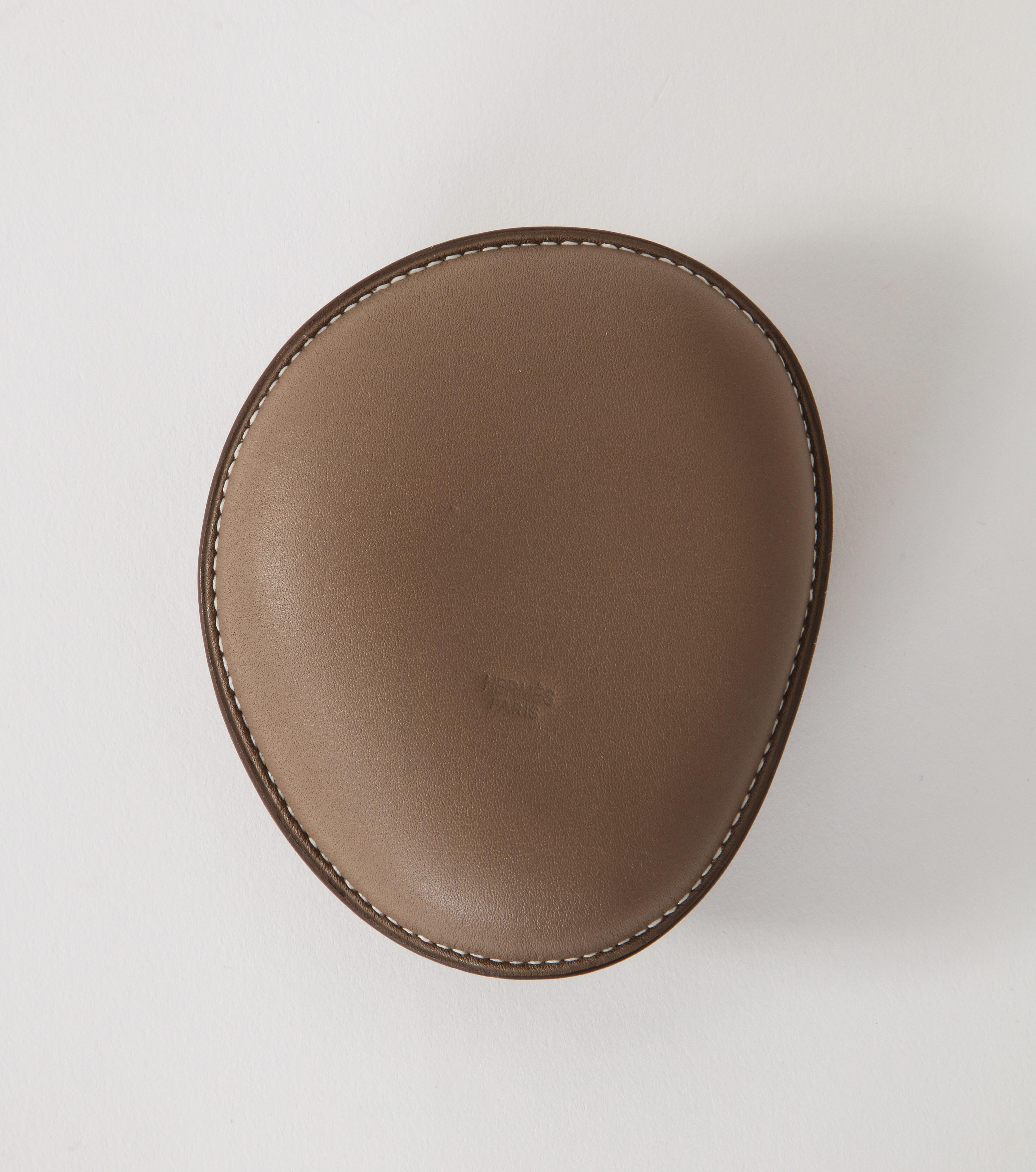 Contemporary Hermès Taupe Leather Paperweight