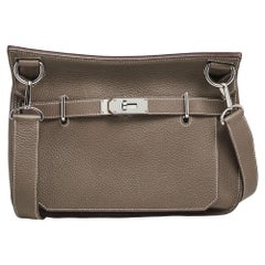 Hermes Taurillon Clemence Palladiumfarbene Jypsiere 31 Tasche aus Leder in Taupe