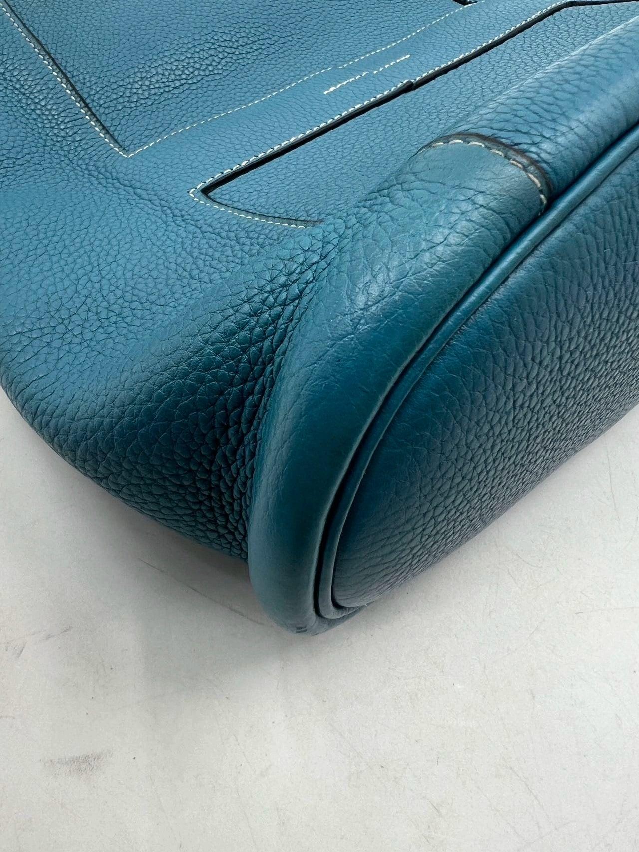 Hermès Taurillon Clemence Good News 28 PM Blue Jeans Hobo Crossbody Bag For Sale 7