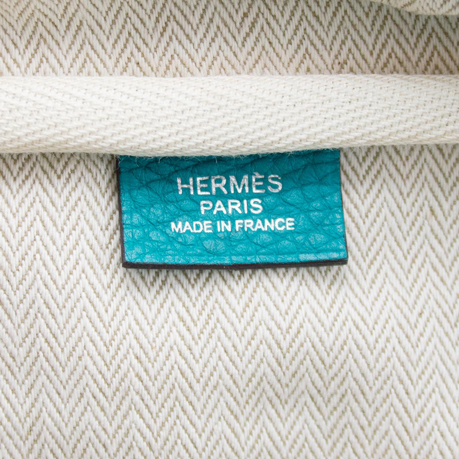  Hermes Taurillon Clemence Novillo Victoria II 35 in Turquoise  For Sale 4