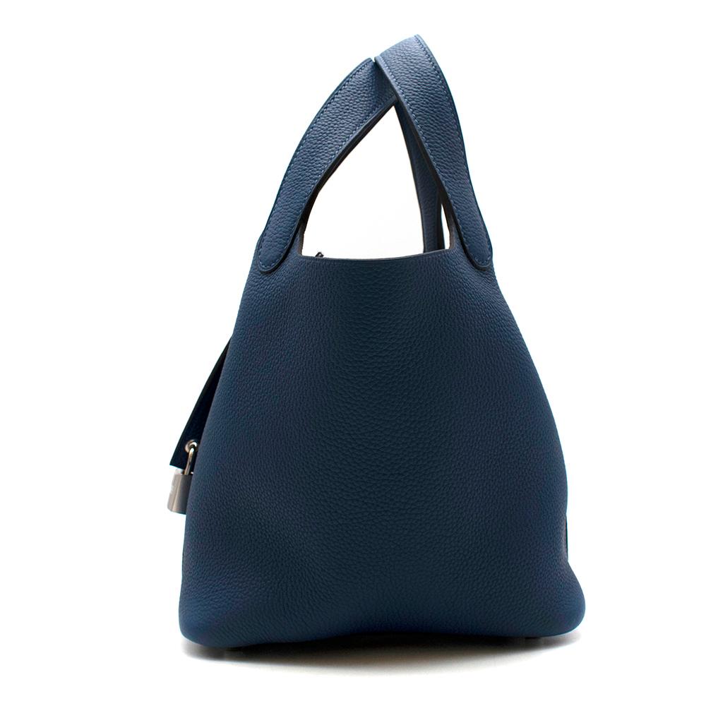 Hermes Taurillon Maurice Deep Blue Picotin Lock 18 PHW für Damen oder Herren