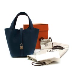 Hermes Taurillon Maurice Deep Blue Picotin Lock 18 PHW