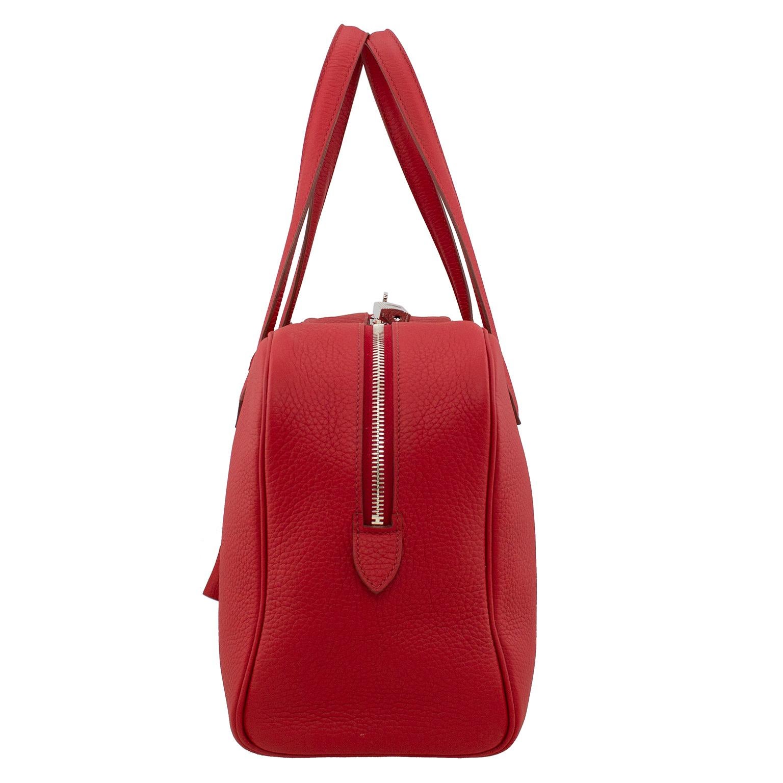 Red Hermes Taurillon Novillo Victoria II 35 in Rouge Garance