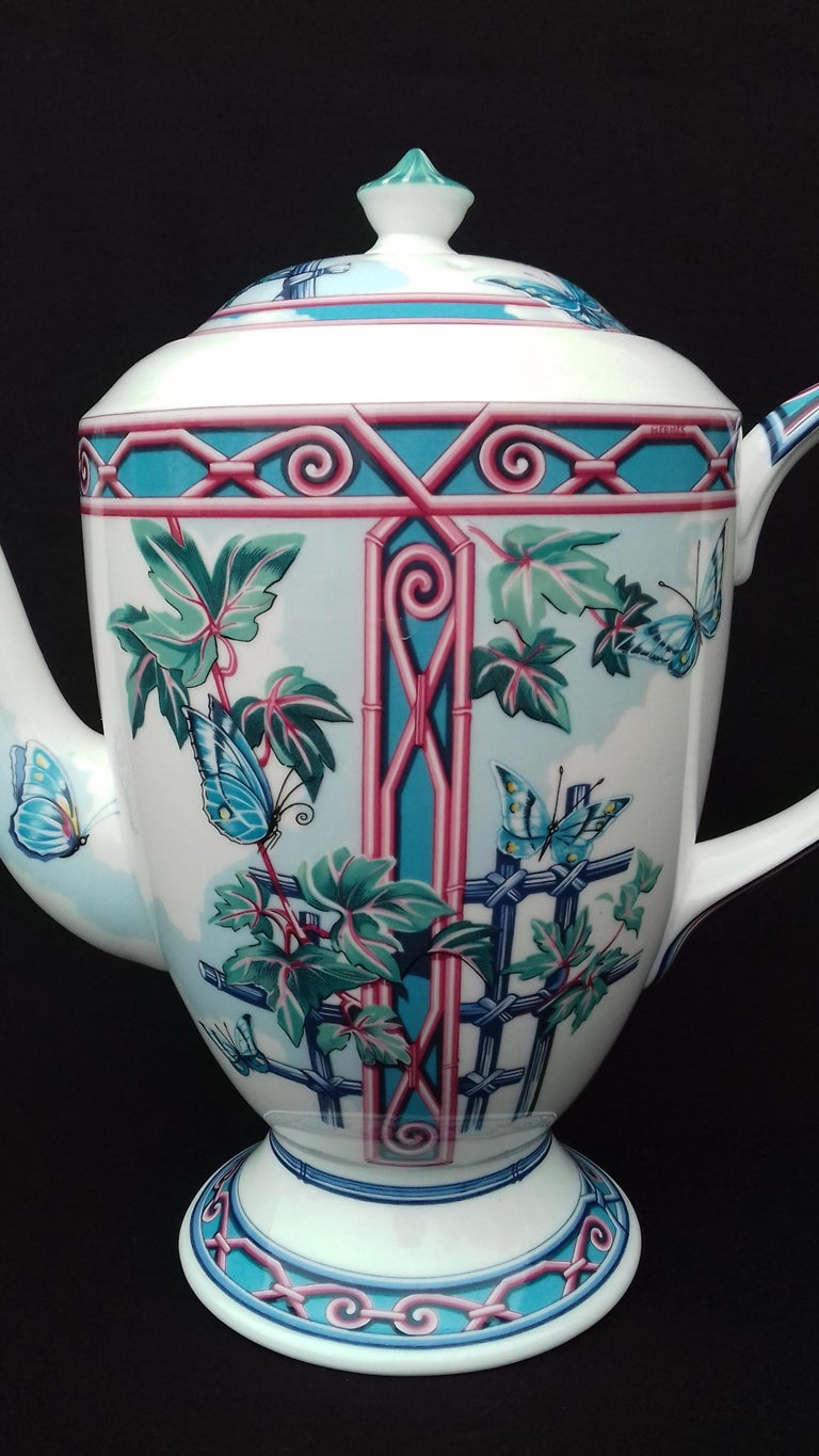 Hermès Teapot Tea Pot Porcelain Jardin des Papillons Butterflies Garden