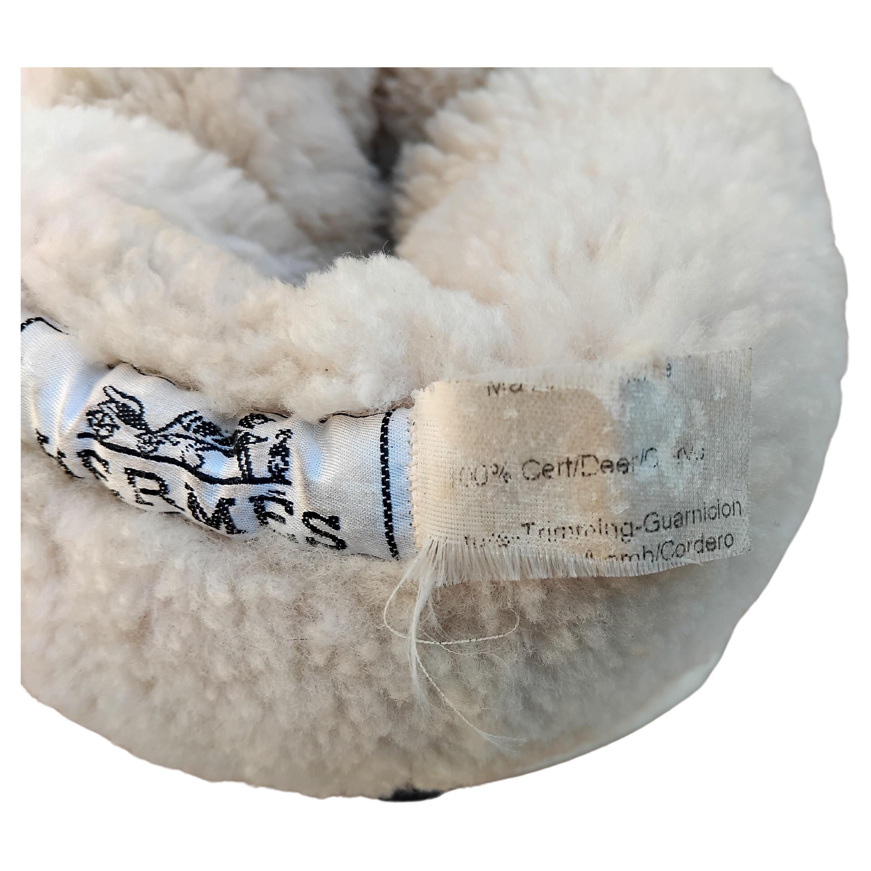 Hermès Teddy Plush Shearling Hand Muff Warmer Leather and Wool For Sale 4