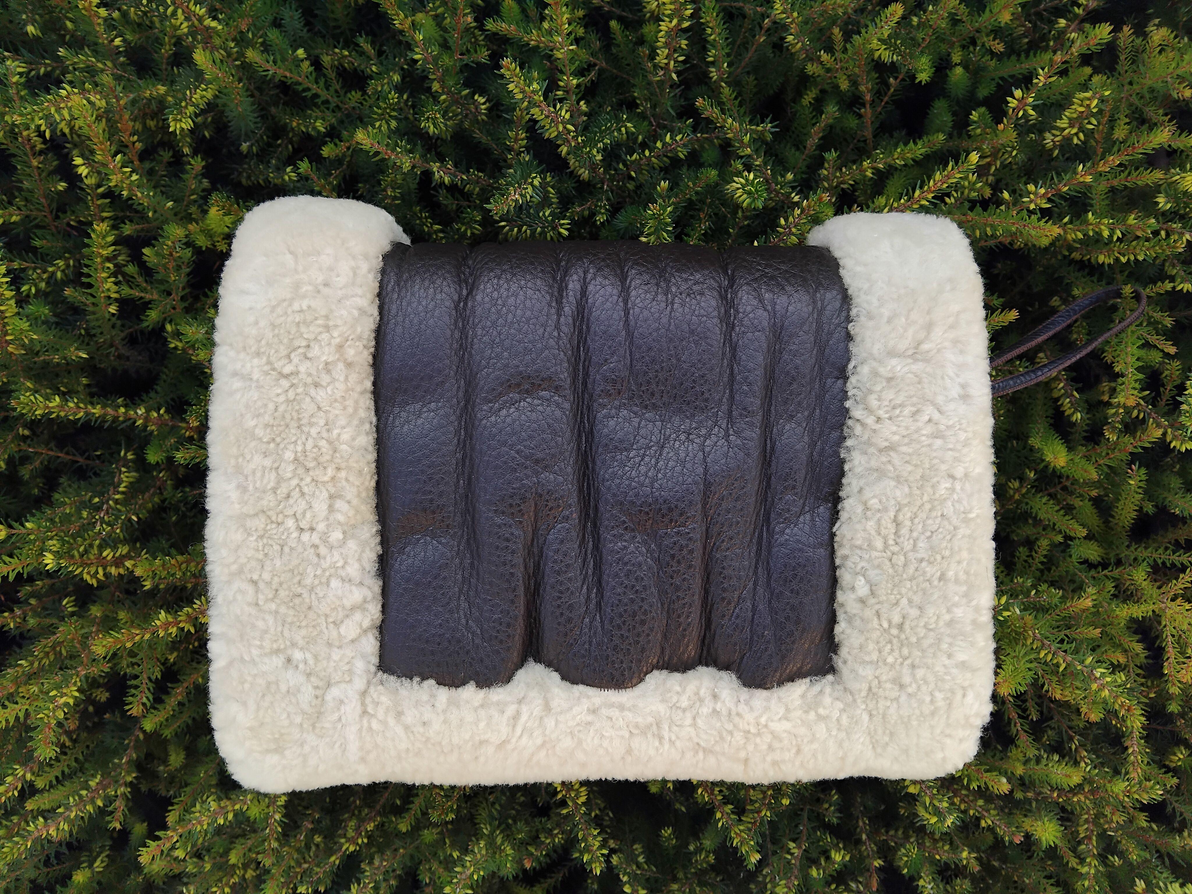 Hermès Teddy Plush Shearling Hand Muff Warmer Leather and Wool For Sale 5
