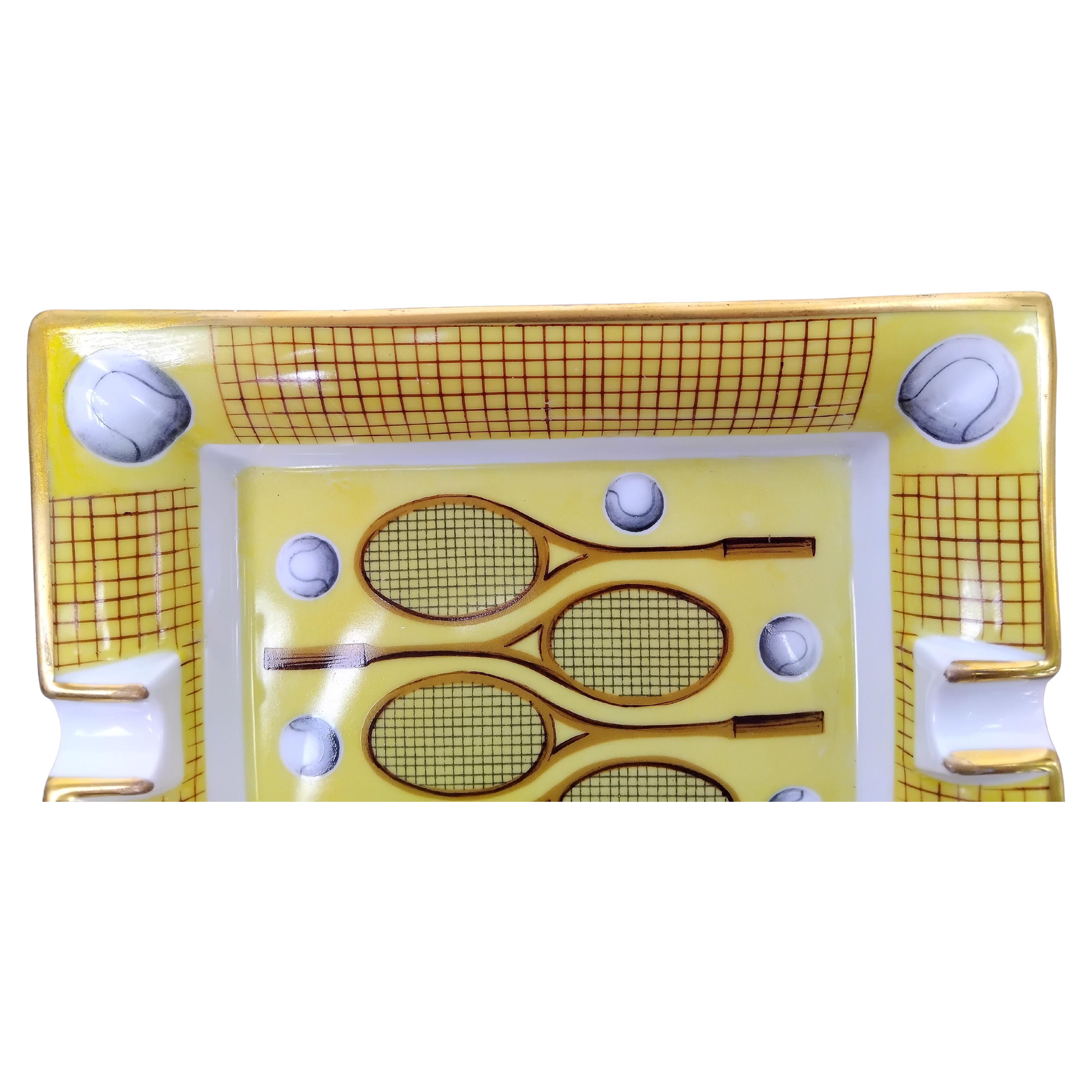 Hermès Tennis Print Cigar Ashtray Change Tray Porcelain Gold For Sale 2