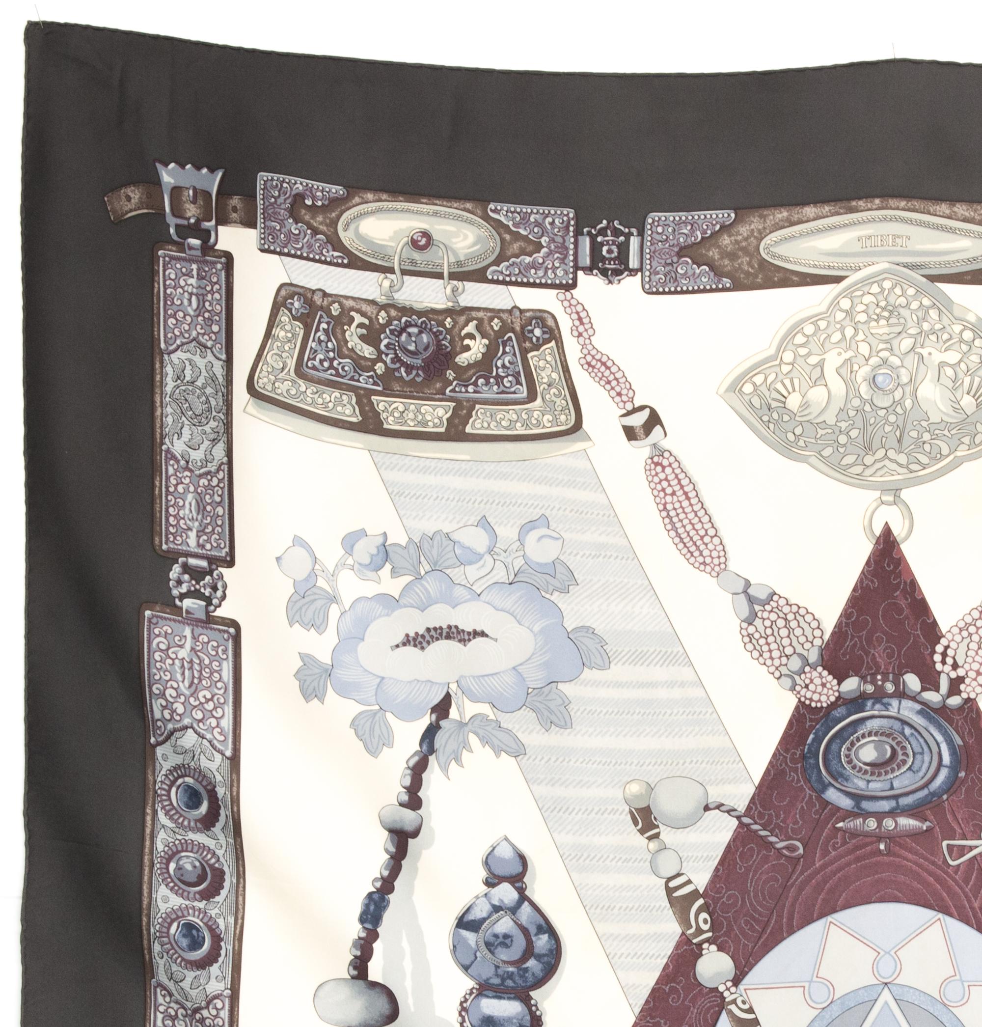 Grigio Sciarpa in seta Hermes Tibet by Cathy Latham in vendita