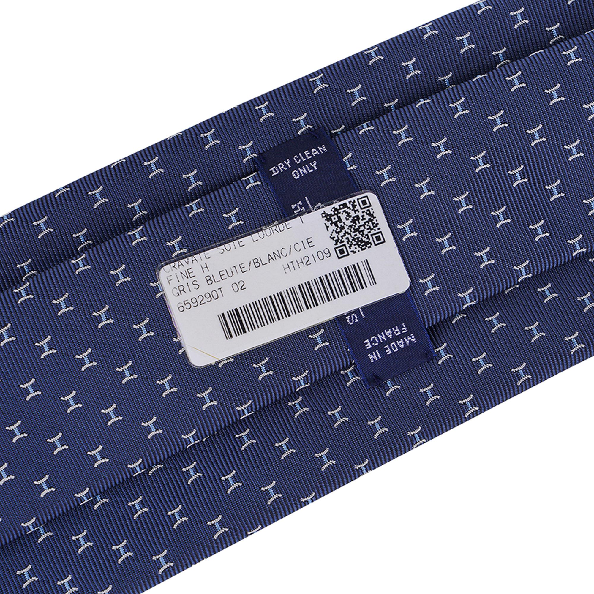 Cravate Hermès en sergé de soie gris, blanc et gris à cravate fine H en vente 2