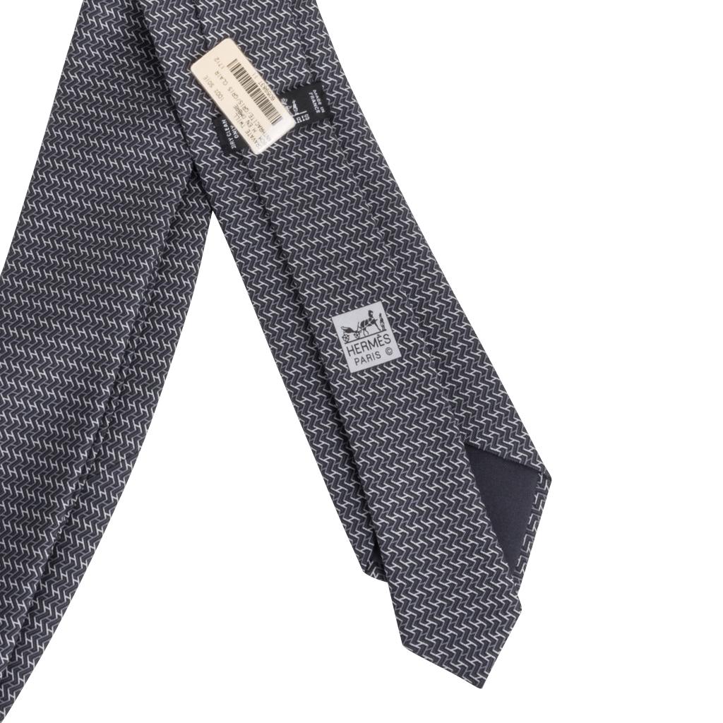 Men's Hermes Tie H en Ombre Anthracite Gris Gris Clair