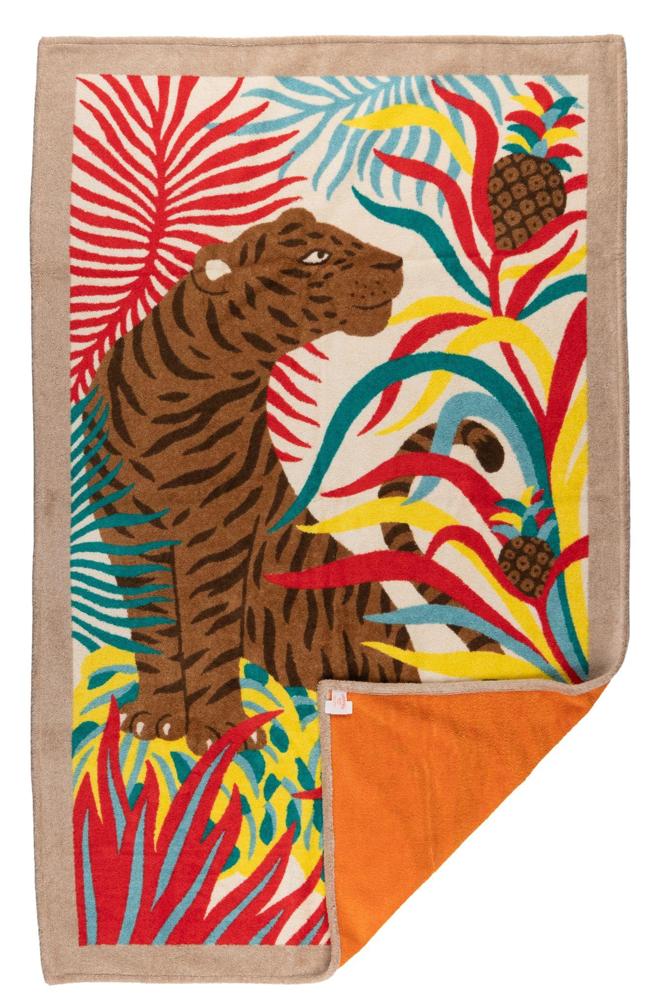 The Hermès beach towel in terry cloth with 