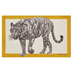 Serviette de plage en éponge « Tigre du Bengale » d'Hermès