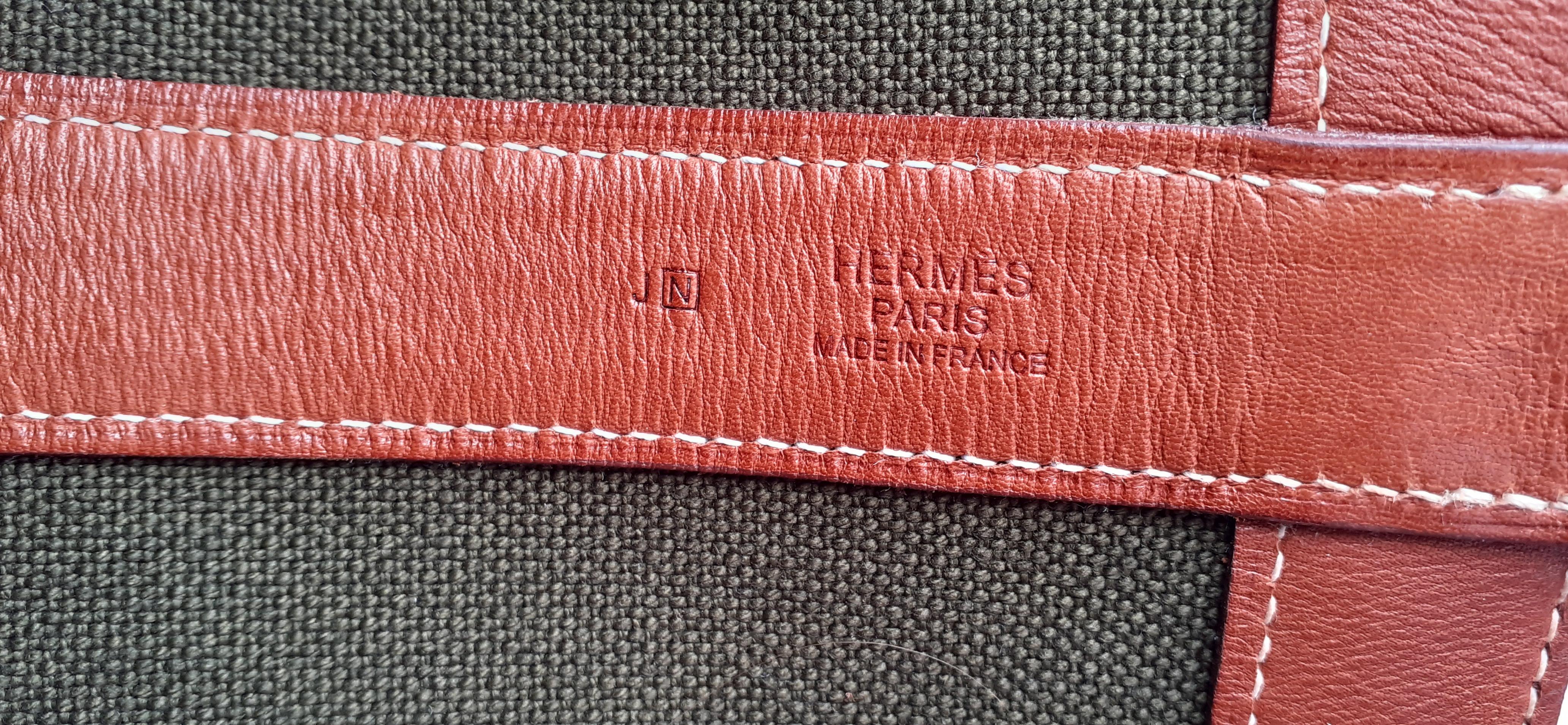 Hermès Tigre Royal Borsa a Secchiello Chevrons Toile Tela Pelle Barenia in vendita 9