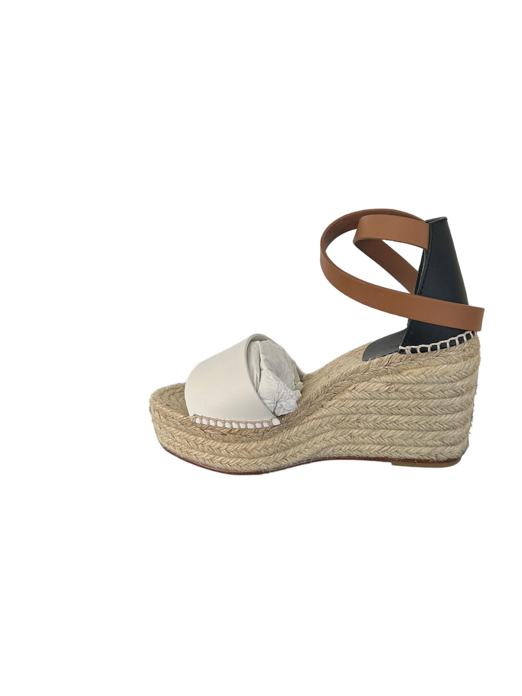 HERMES Tipoli Espadrille Wedge Sandals Size 35 New in Box In New Condition In West Chester, PA
