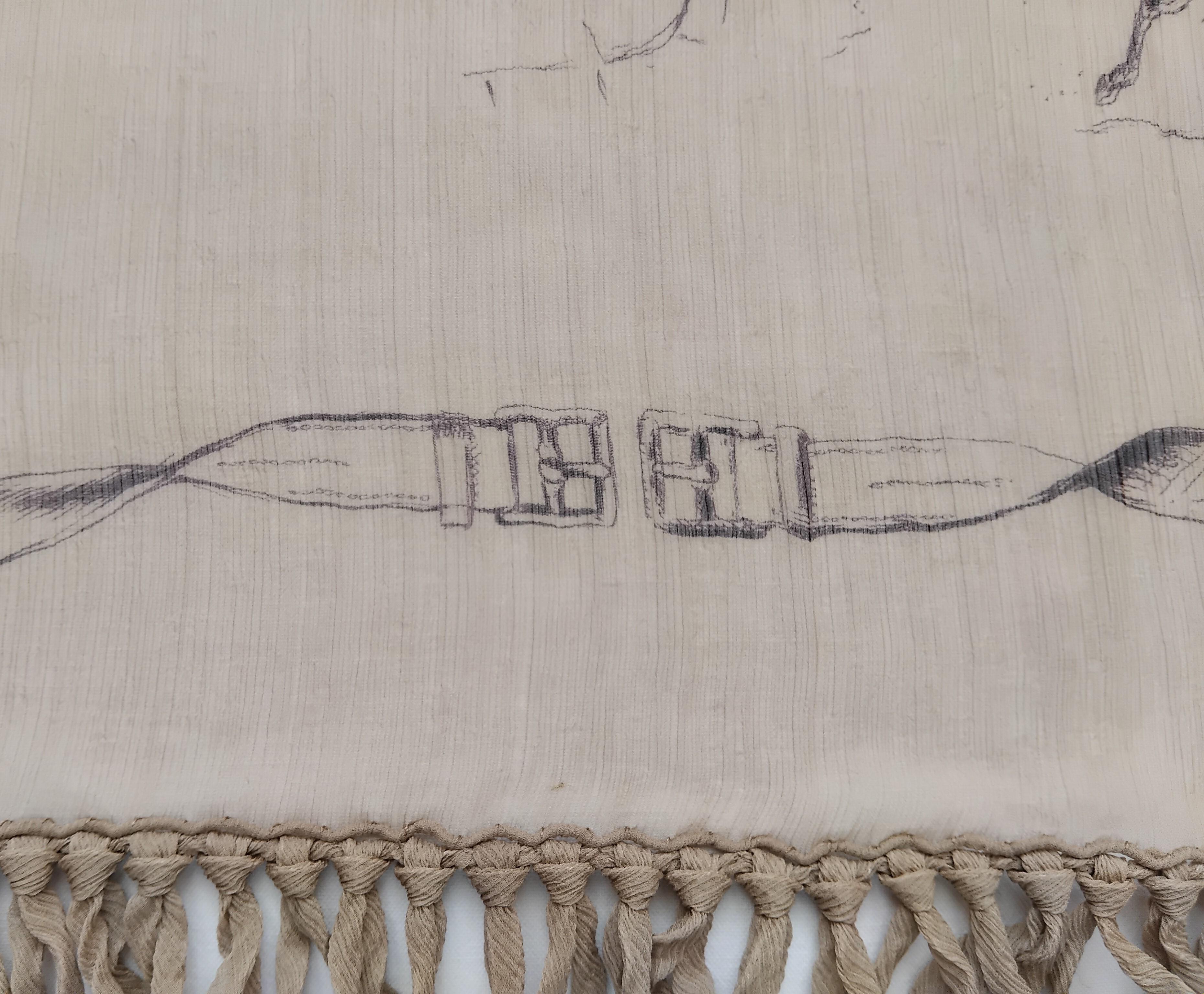 Hermès Toile de Jouy Stampa Chiffon Mousseline Sciarpa di Seta Lunga Stola in vendita 4