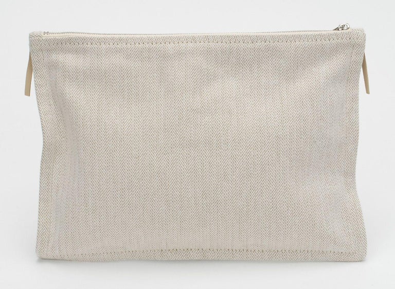 Hermès Toile Feathers Toiletry Bag For Sale at 1stDibs