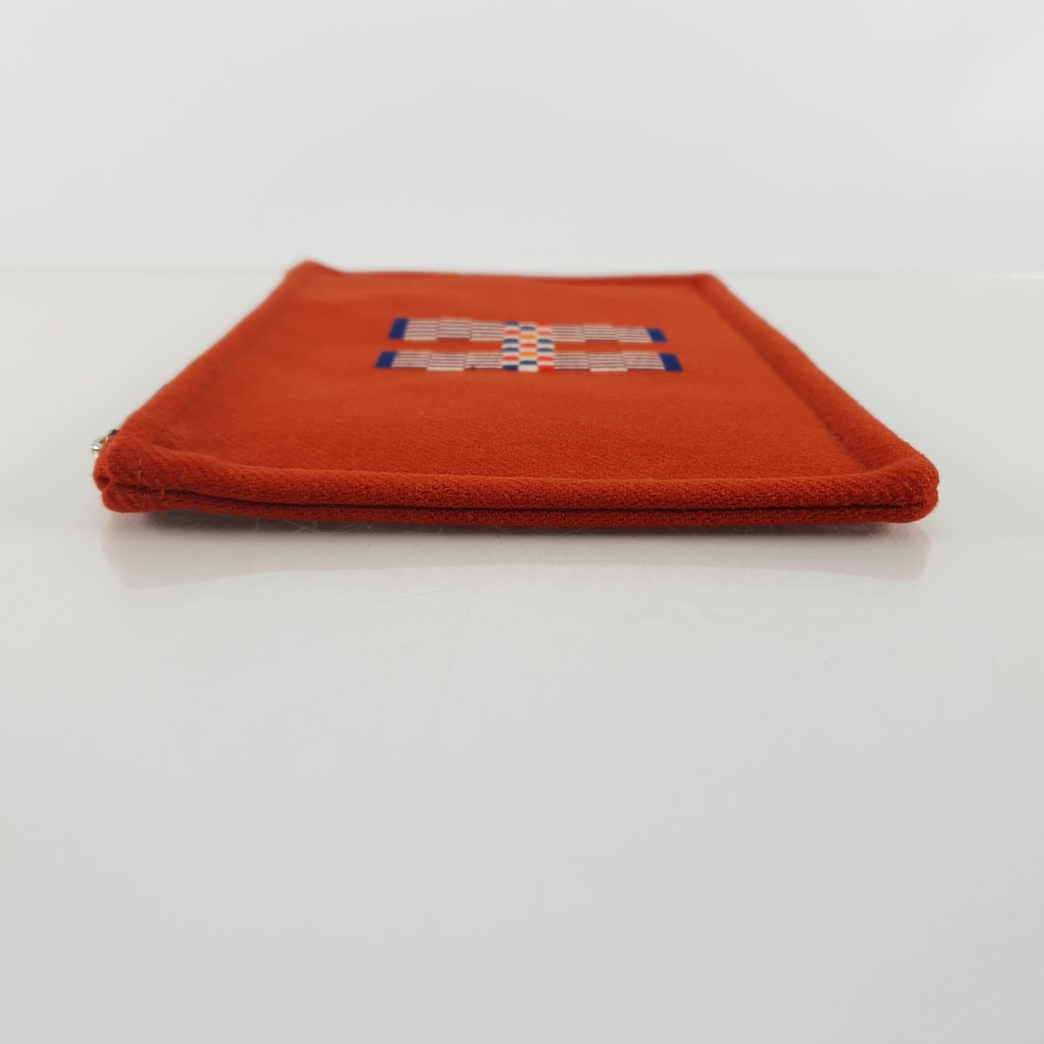 Hermes Tomette Wool twill Flat H Natte case, small model In New Condition For Sale In Nicosia, CY