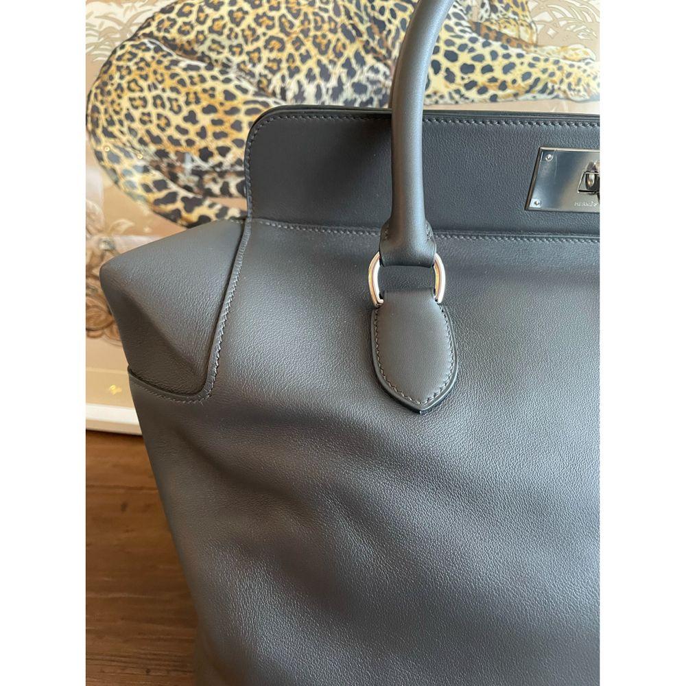 Black Hermès Toolbox Leather Handbag in Grey