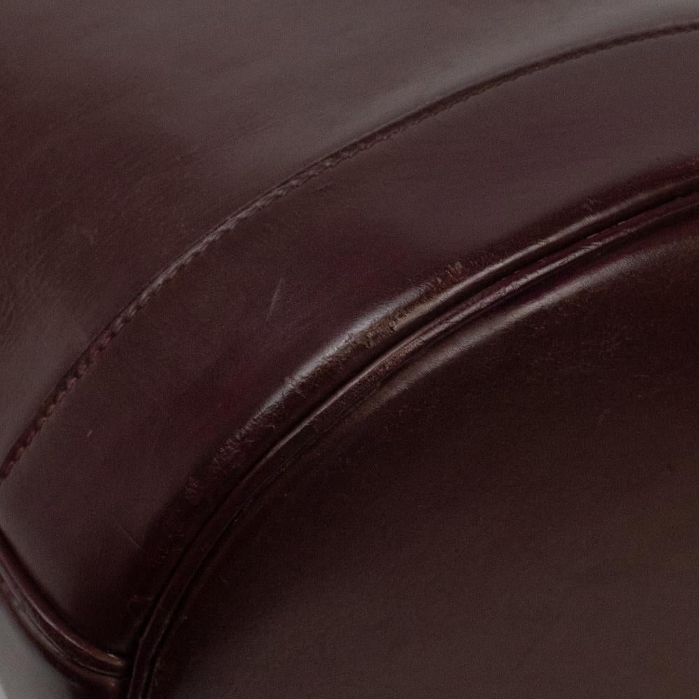 HERMÈS Torque Umhängetasche aus burgunderfarbenem Leder 11