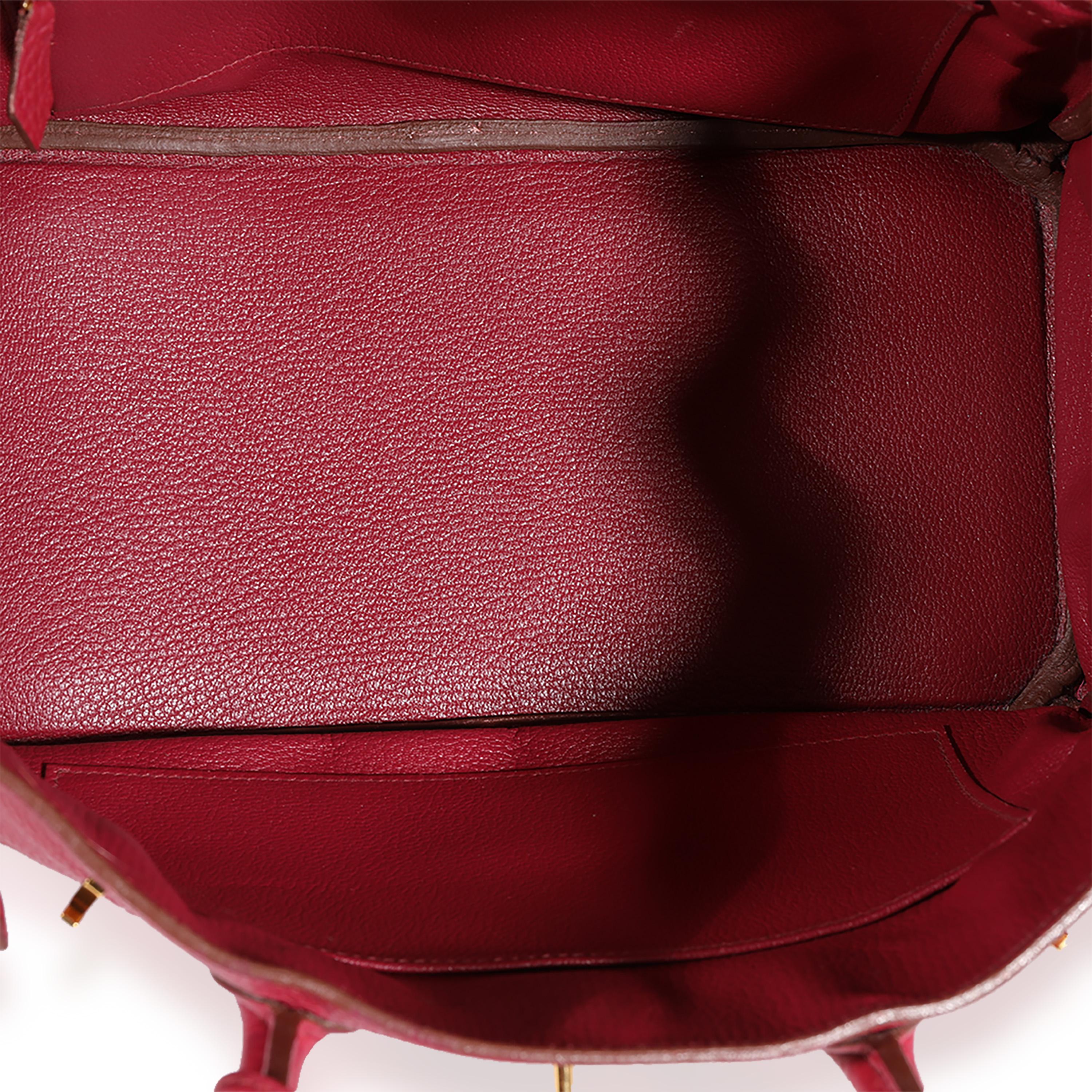Titolo: Hermès Tosca Clémence Birkin 30 GHW
SKU: 122577
Condizioni: Usato 
Condizioni della borsa: Molto buono
Commenti sulle condizioni: Condizioni molto buone. Graffi alle maniglie e agli angoli esterni, graffi e appannamenti alla ferramenta.