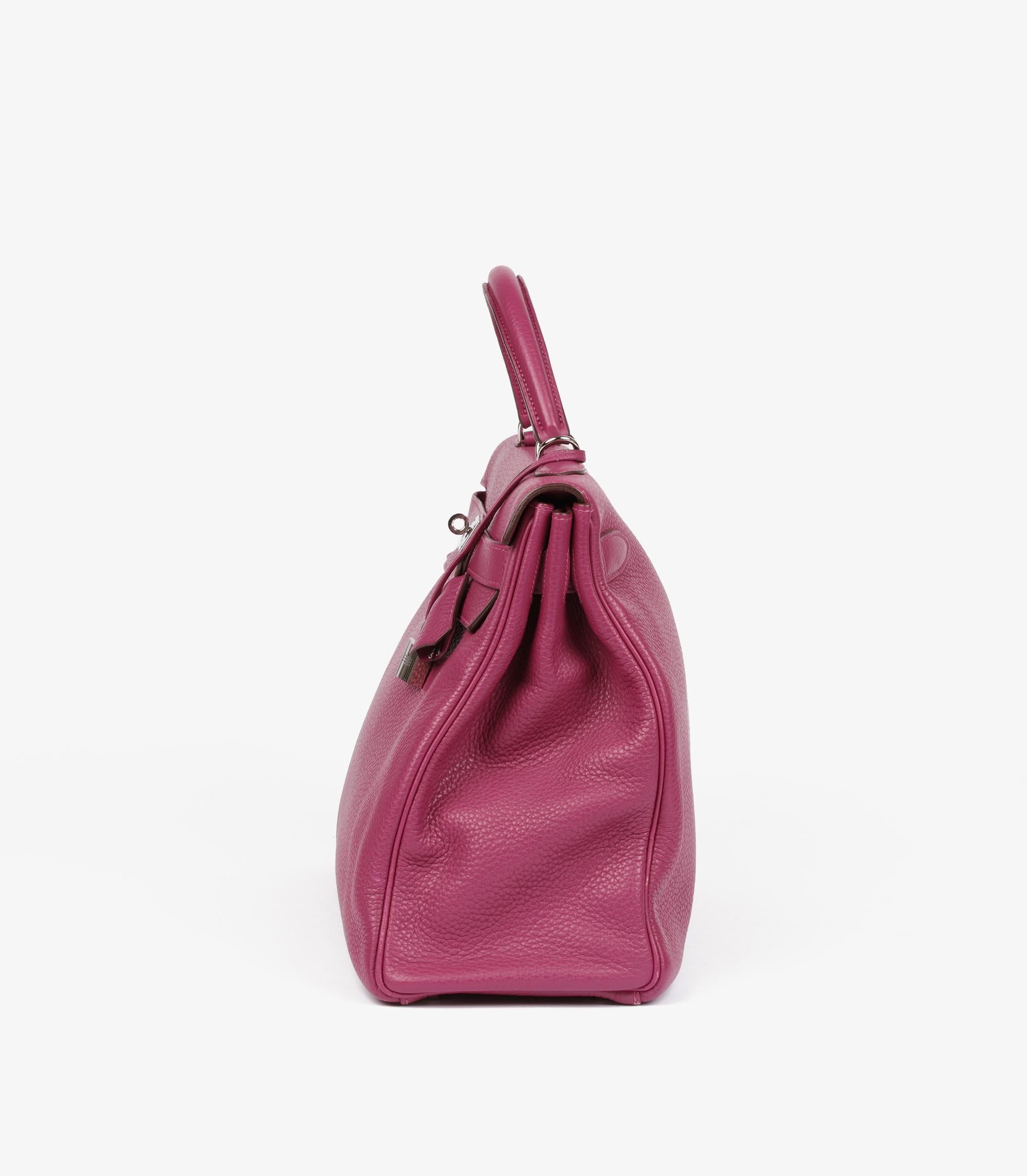 Hermès Tosca Clemence Kelly en cuir 40cm Retourne en vente 1