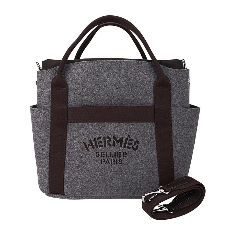 Hermes Tote Sac de Pansage Grooming Bag Gray Feutre/ Brown For Sale at  1stDibs