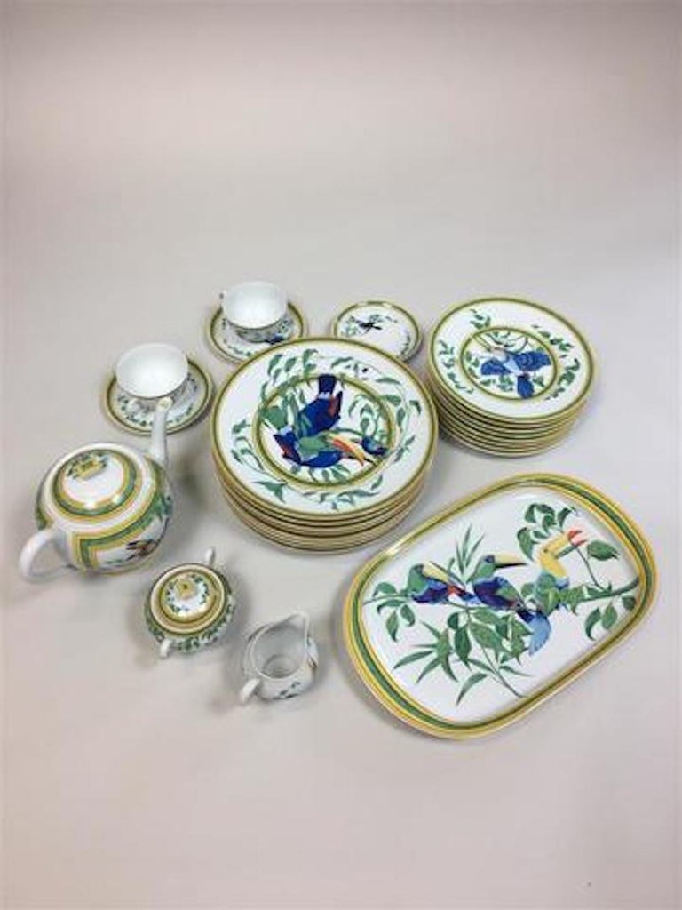 Hermes "Toucan" Porcelain Dinnerware Service, 67 Pieces at 1stDibs