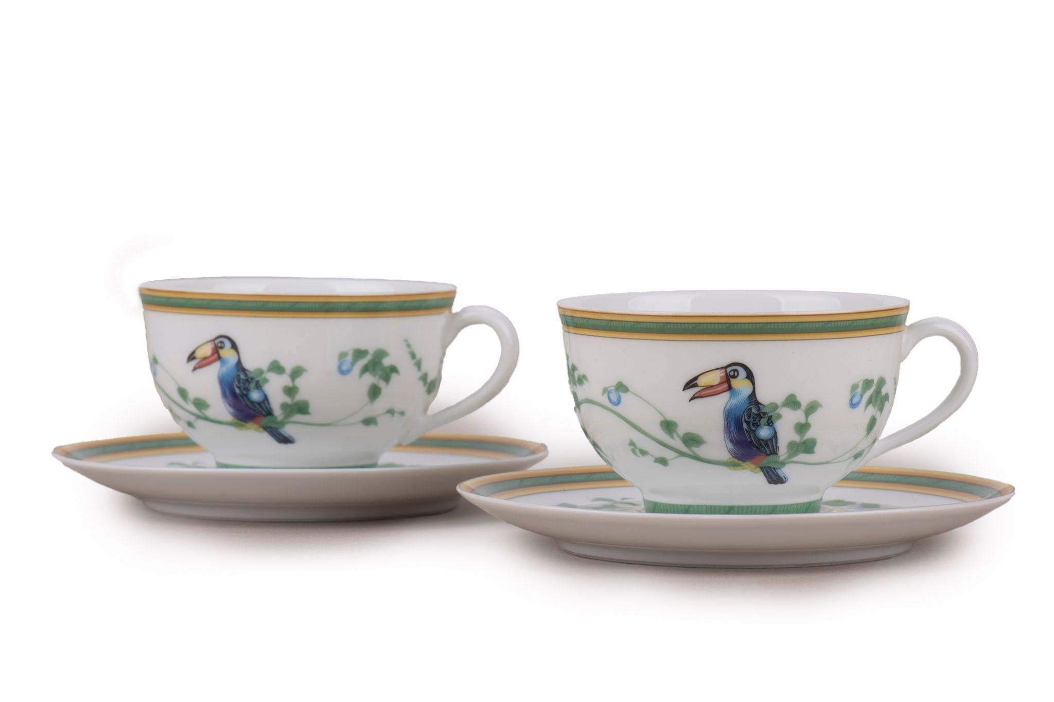 Hermès Toucans Teacups & Saucers, S/2 In Excellent Condition For Sale In West Hollywood, CA