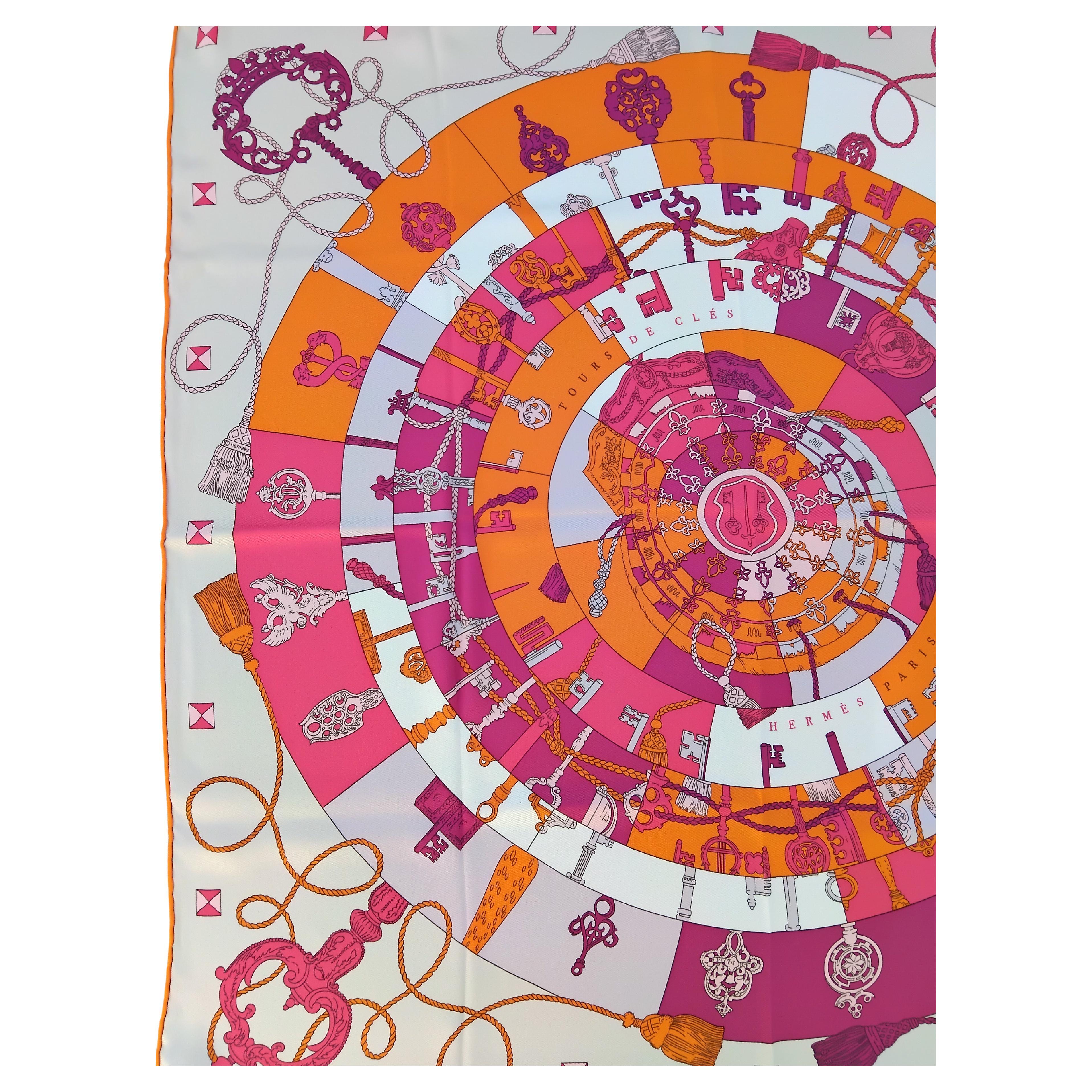Beautiful Authentic Hermès Scarf

Print: 