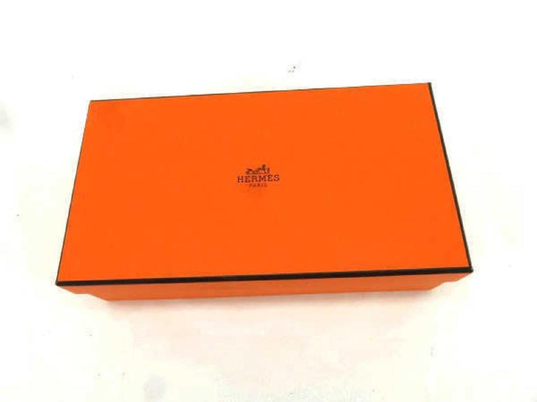 Hermès Train Stick Toy Wind Drag Kit 240697 In Good Condition For Sale In Dix hills, NY