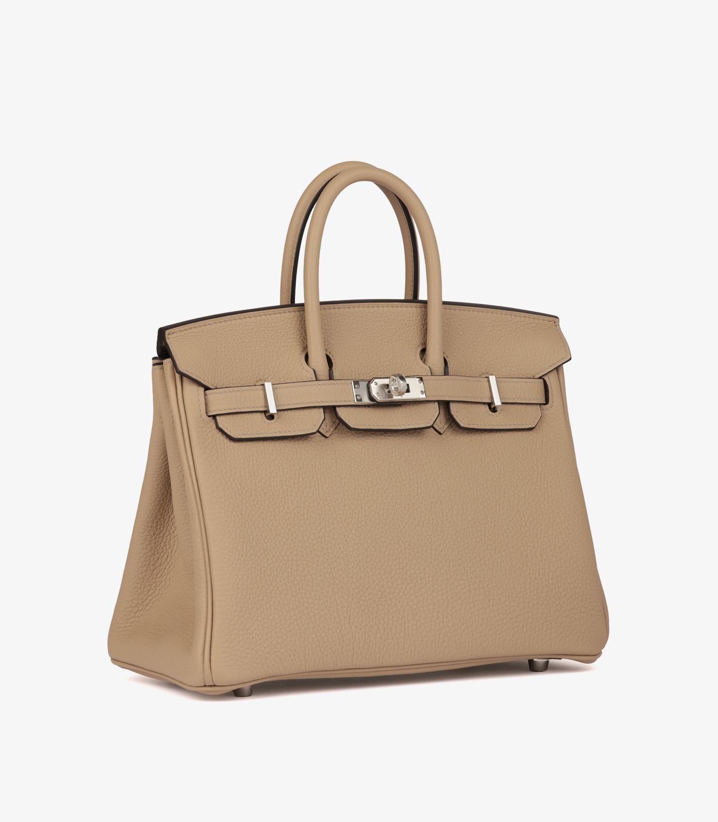 Hermès Trench Togo Leather Birkin 25cm Retourne Bon état - En vente à Bishop's Stortford, Hertfordshire
