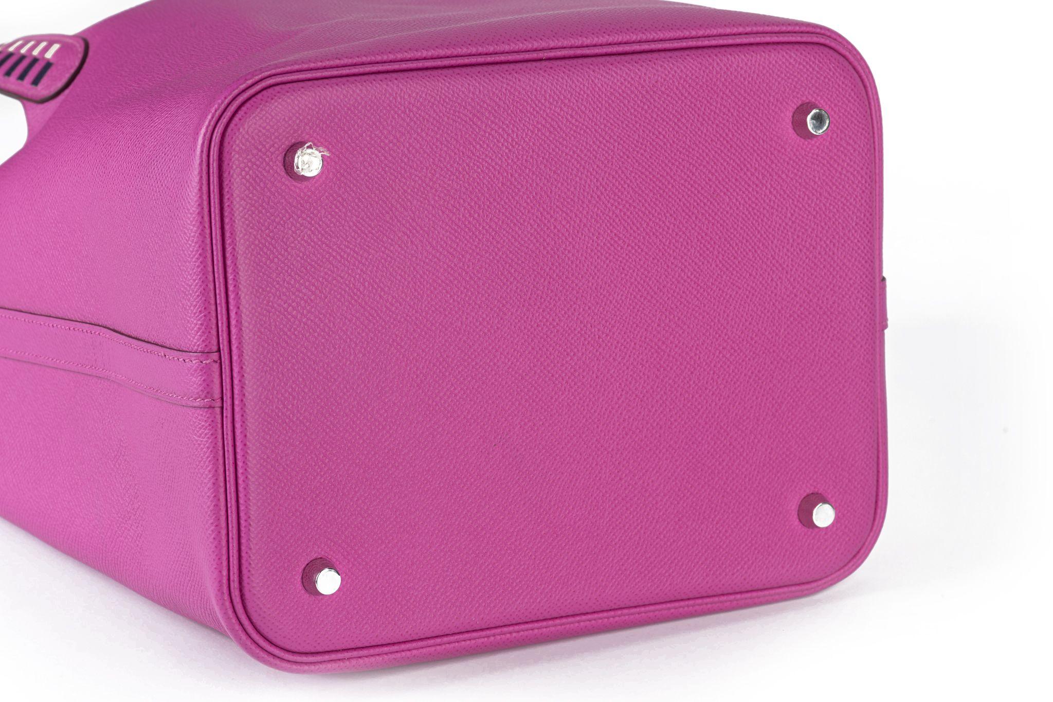 Hermès Tressage De Cuir Picotin Lock 22 en vente 1