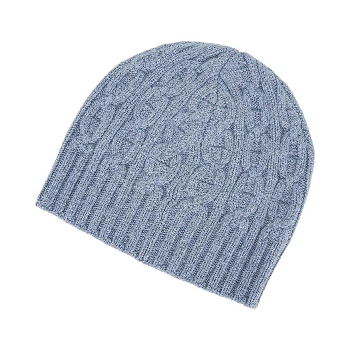 Mightychic offers an  Hermes Tri Maillon Beanie featured in Brume.
This terrific men's beanie cap has the Tri Maillon motif in relief.
Ribbed edge.
100% Cashmere.
Made in Italy
NEW or NEVER WORN.
final sale

SIZE: M

CONDITION:
NEW or NEVER WORN