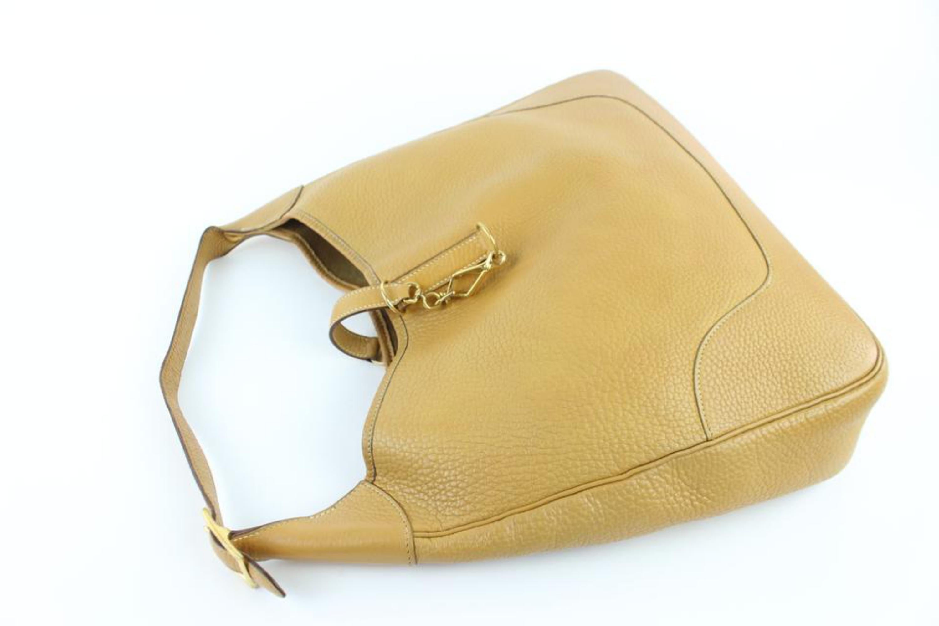 Beige Hermès Trim (Ultra Rare) Large  Fjord 38 Hobo 4hz0921 Leather Shoulder Bag For Sale