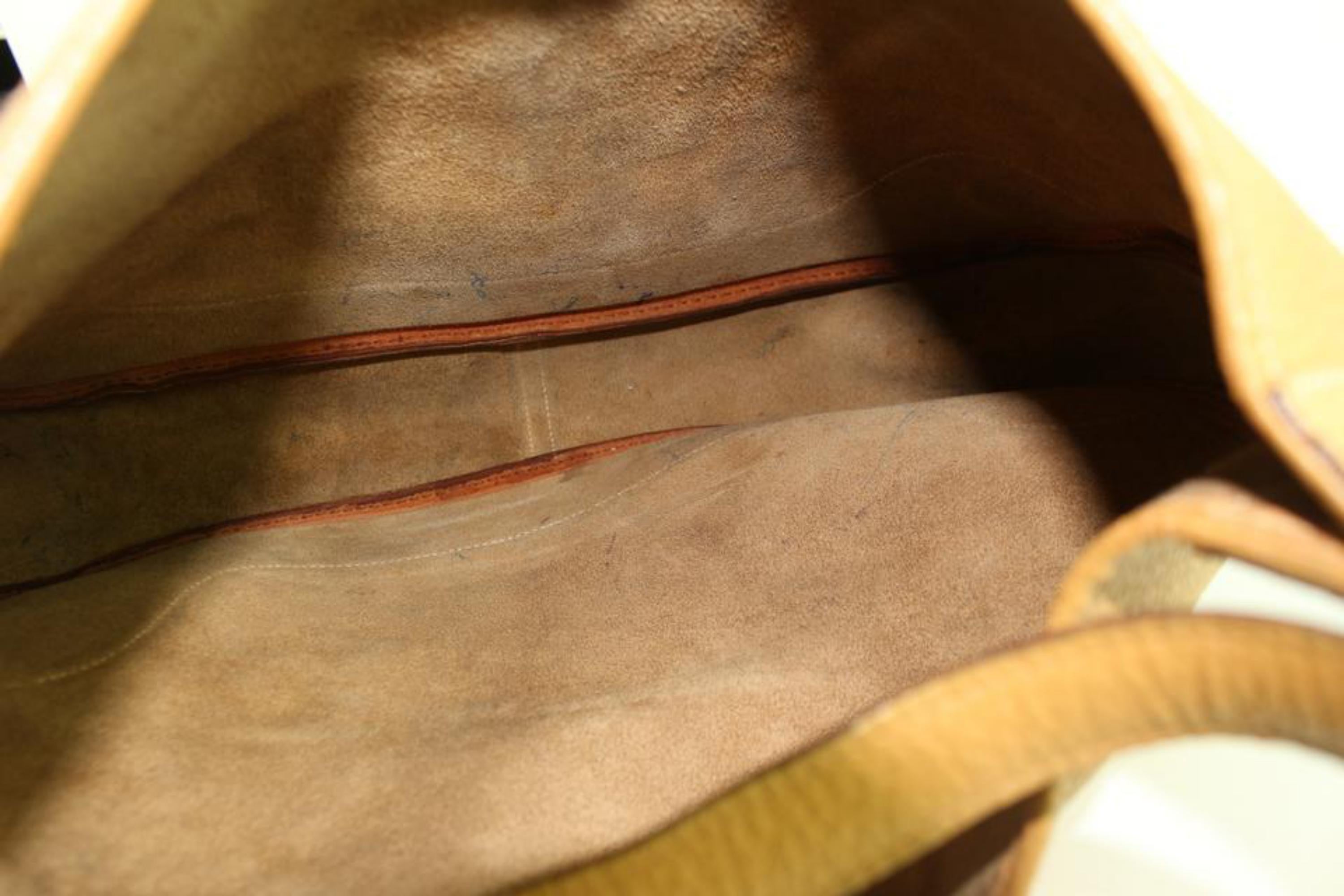 Hermès Trim (Ultra Rare) Large  Fjord 38 Hobo 4hz0921 Leather Shoulder Bag For Sale 2