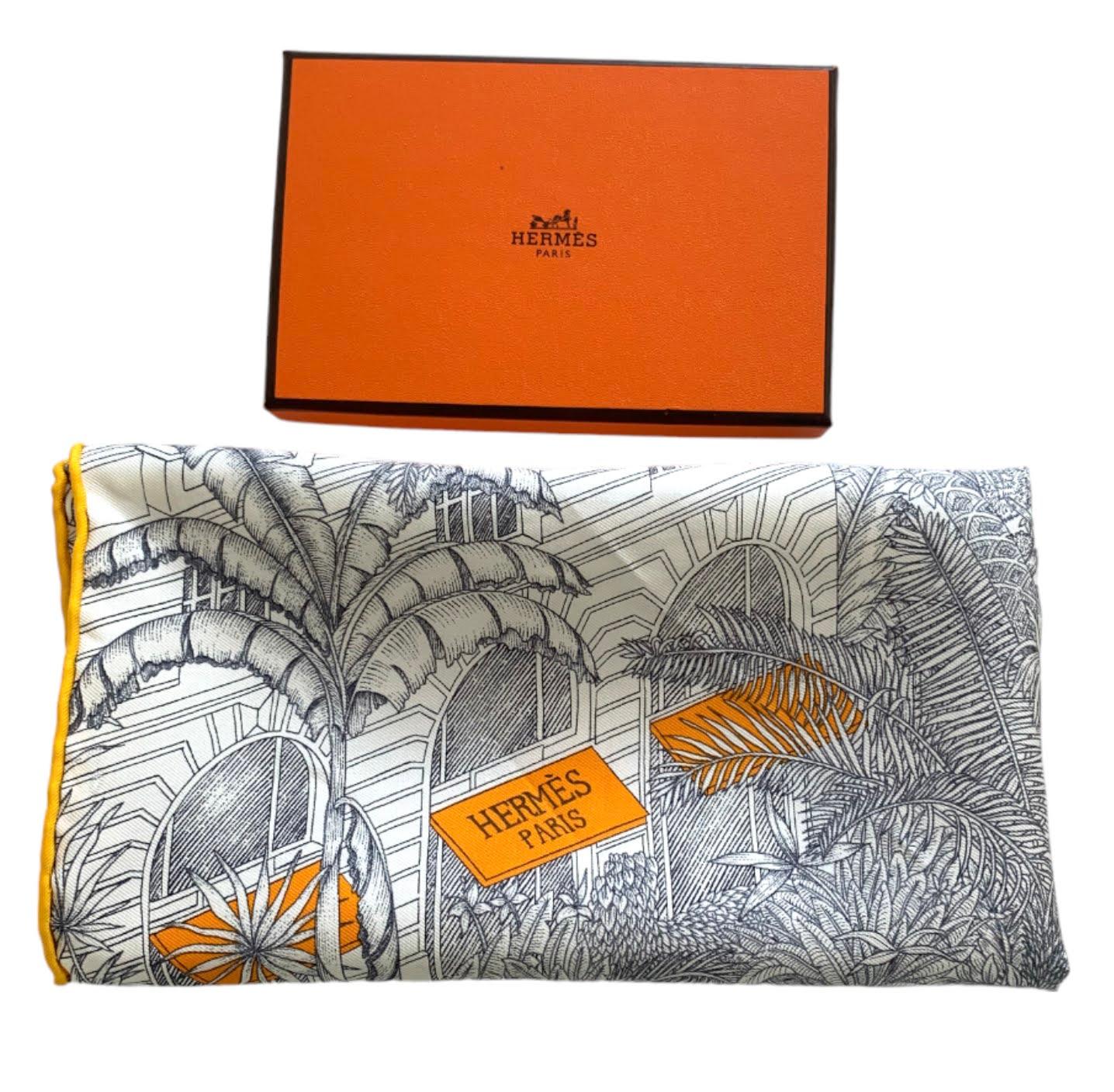Hermes Tropical Garden Silk Scarf In Excellent Condition For Sale In Brisbane, QLD