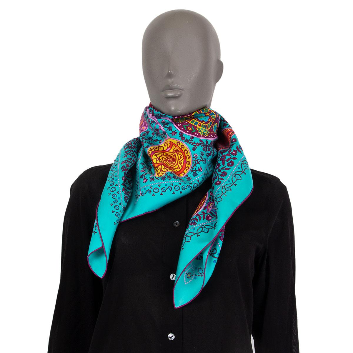 Hermes turquoise L'ARBRE DE VIE 90 silk Scarf In Excellent Condition In Zürich, CH