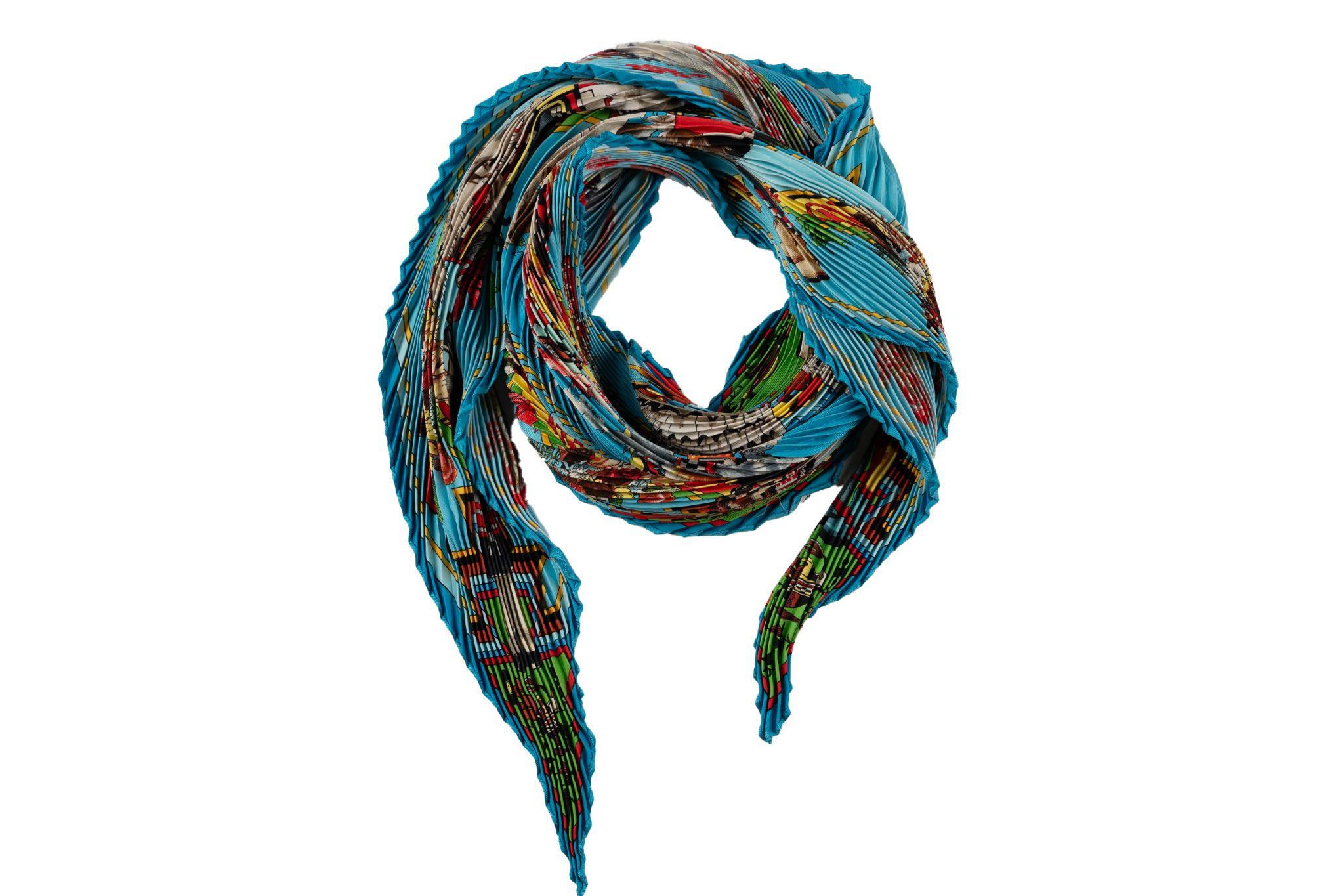 Gray Hermès Turquoise Pleated Kachinas Scarf For Sale