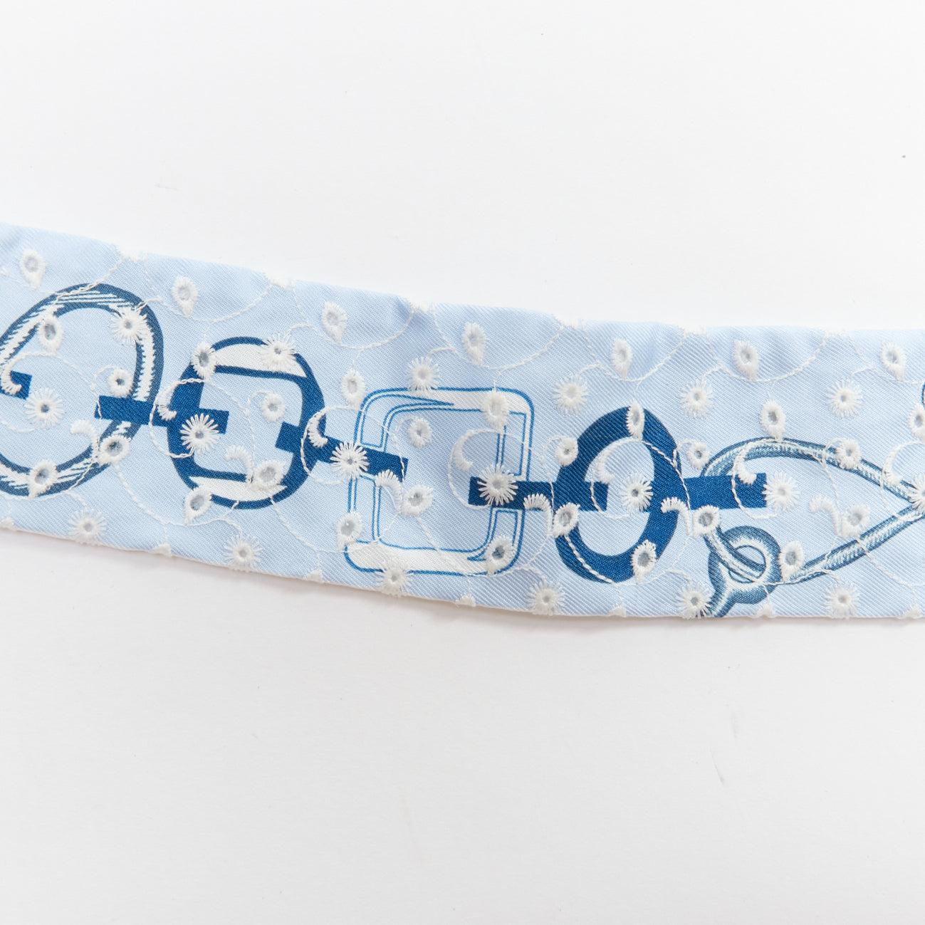 HERMES Twilly 100% silk light blue white floral eyelet chain print
Reference: AAWC/A01345
Brand: Hermes
Model: Twilly
Material: Silk
Color: Blue, White
Pattern: Chain
Extra Details: Hermes Twilly scarf features a light blue and white design, crafted