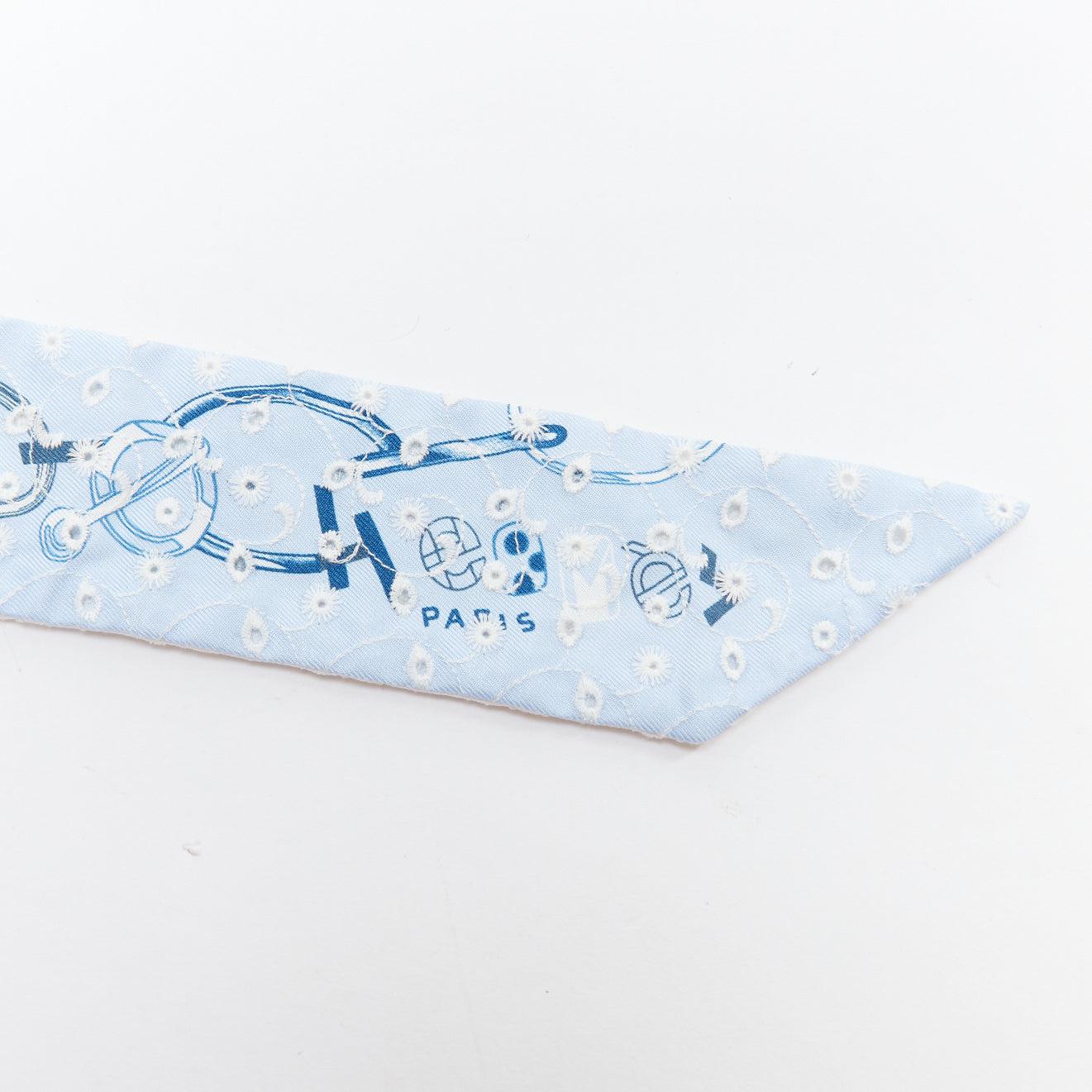 HERMES Twilly 100% silk light blue white floral eyelet chain print In Excellent Condition In Hong Kong, NT